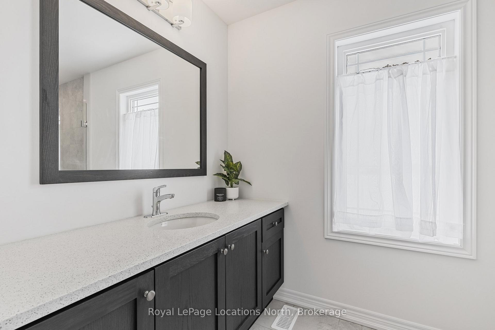 Photo 23 of 55 Milady Crescent, Barrie, Rural Barrie Southeast — HOMEH