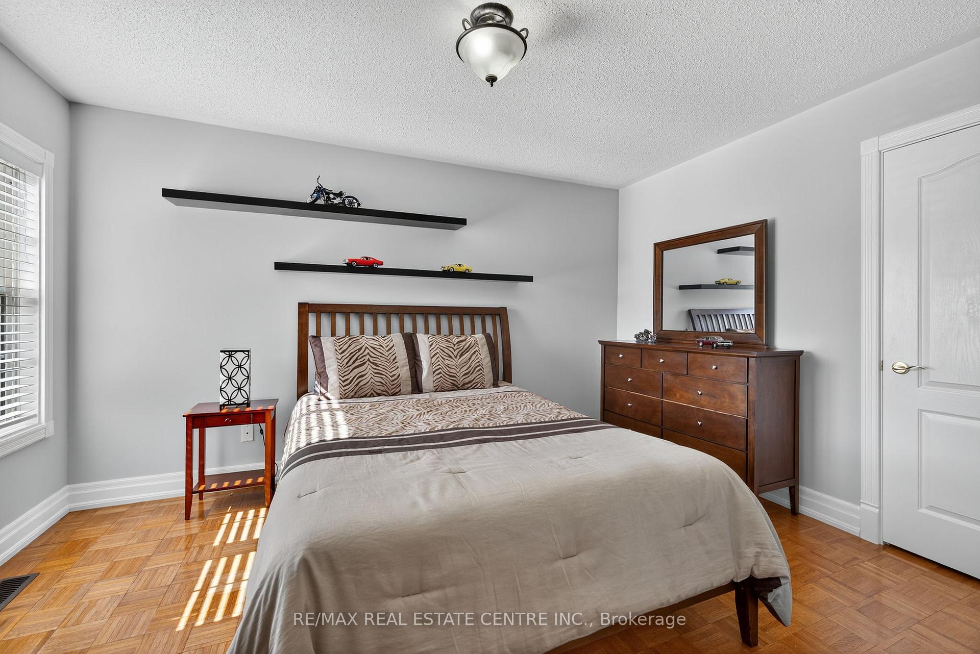 Photo 28 of 7 Larkmead Place, Brampton, Sandringham-Wellington — HOMEH