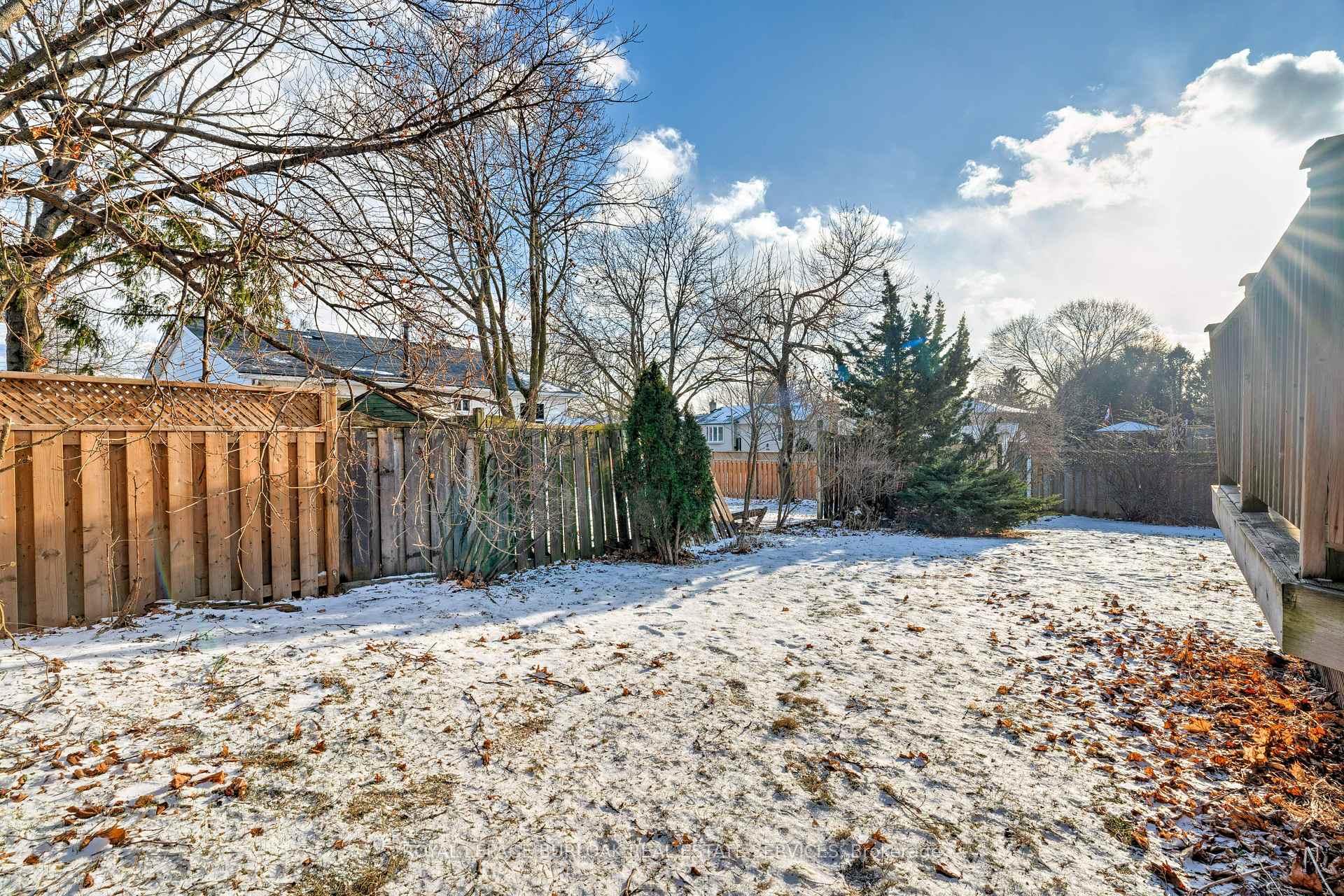 Photo 32 of 4486 Longmoor Drive, Burlington, Shoreacres — HOMEH