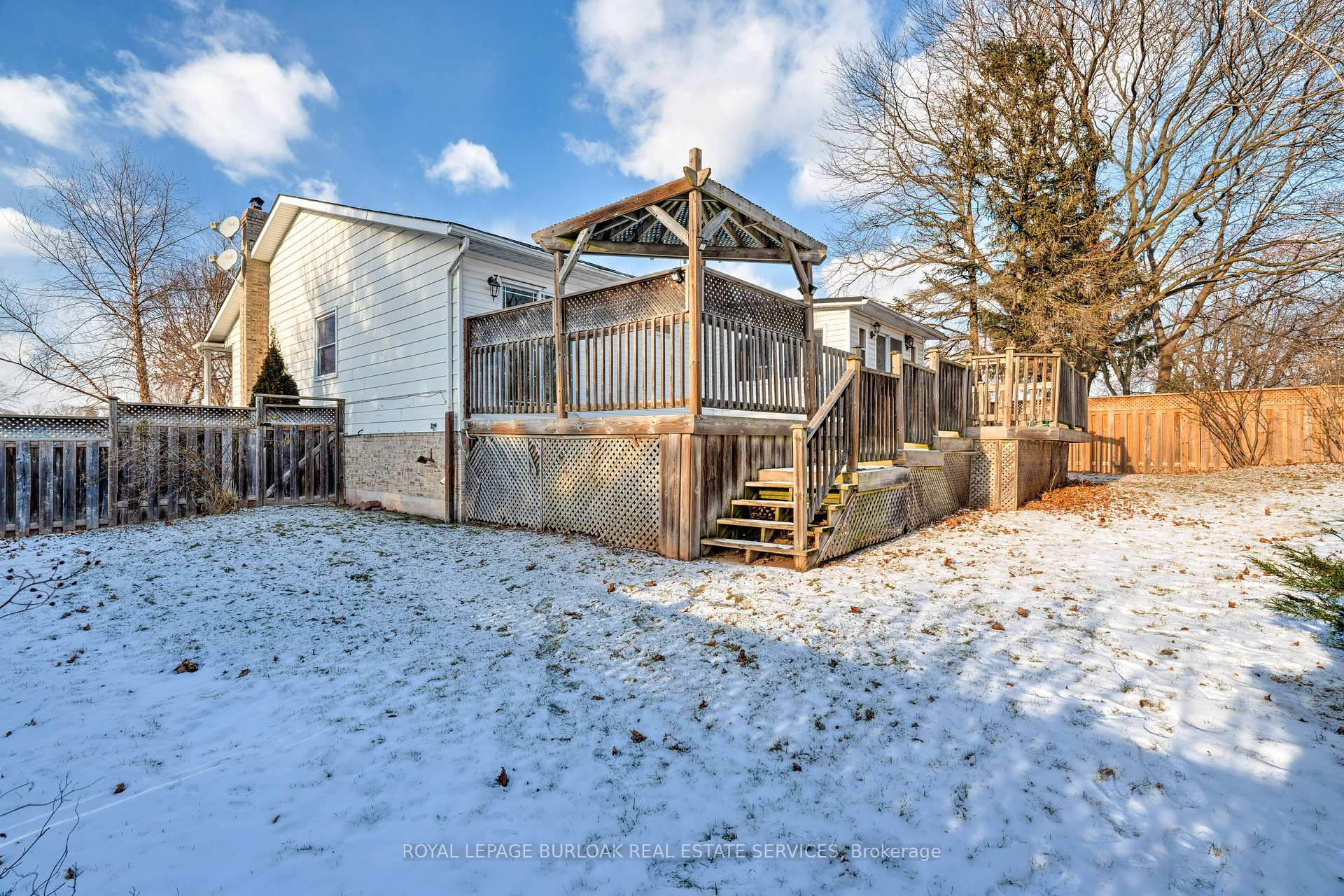 Photo 35 of 4486 Longmoor Drive, Burlington, Shoreacres — HOMEH
