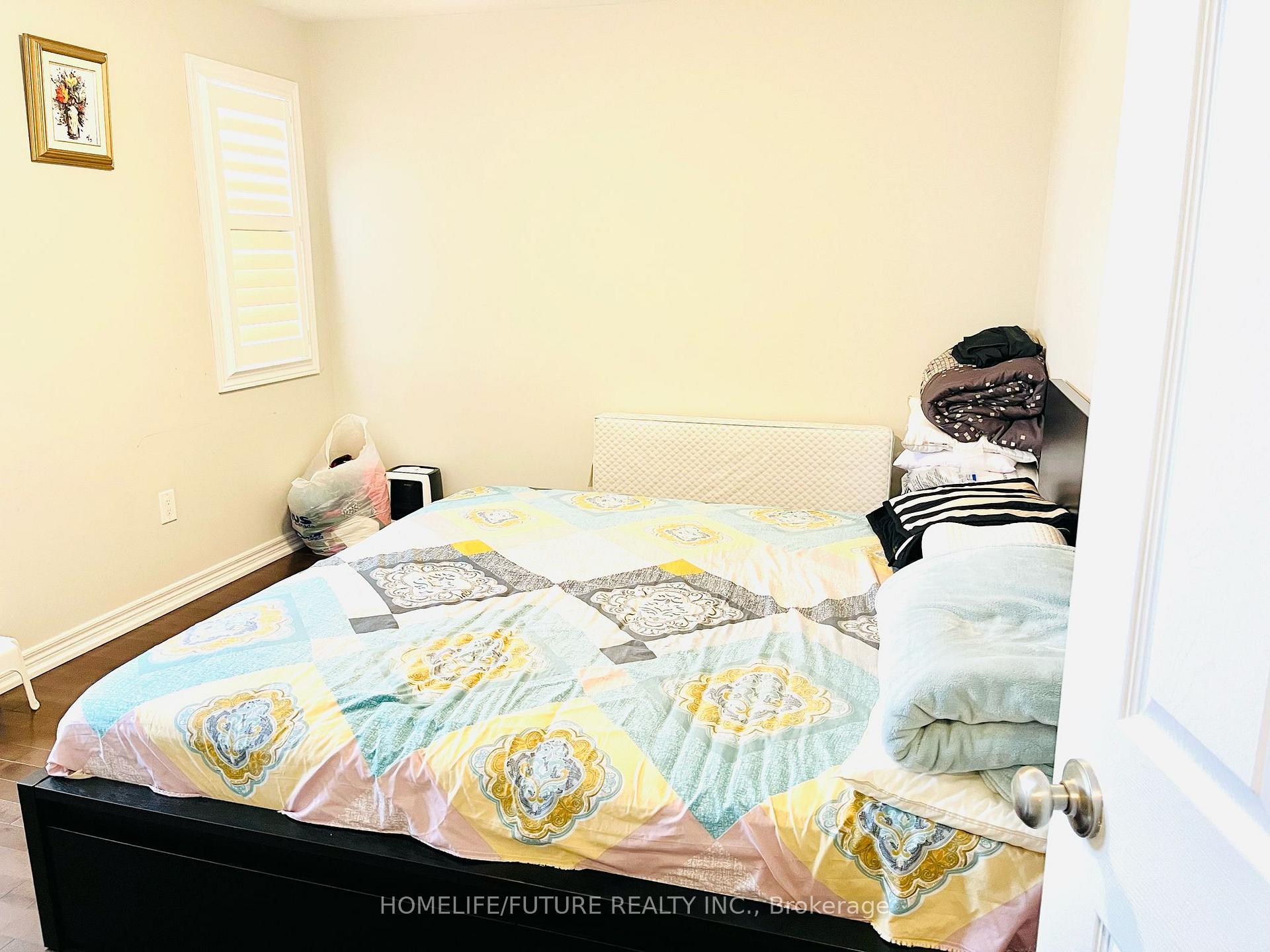 Photo 6 of 14 Bignell Crescent, Ajax, Northeast Ajax — HOMEH