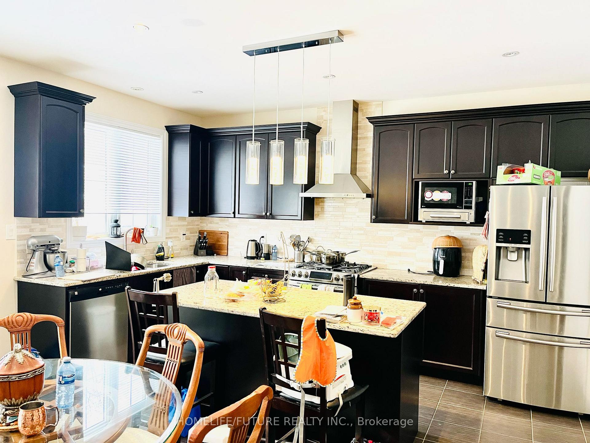 Photo 16 of 14 Bignell Crescent, Ajax, Northeast Ajax — HOMEH