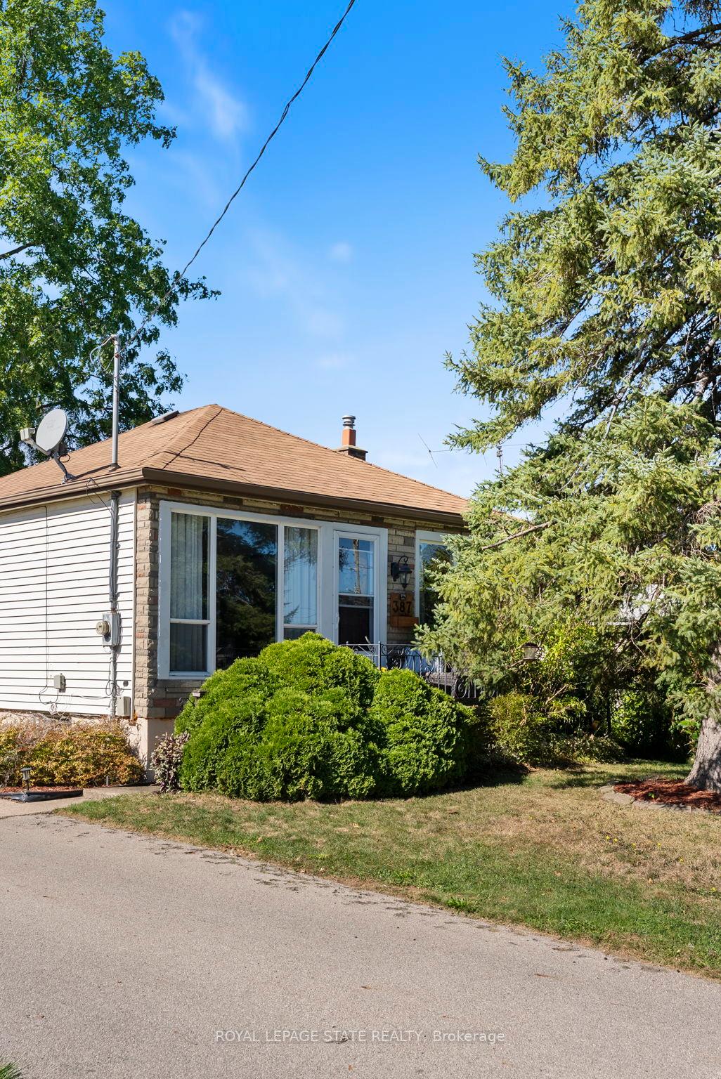 Photo 9 of 387 Osborne Street, Hamilton, McQuesten — HOMEH