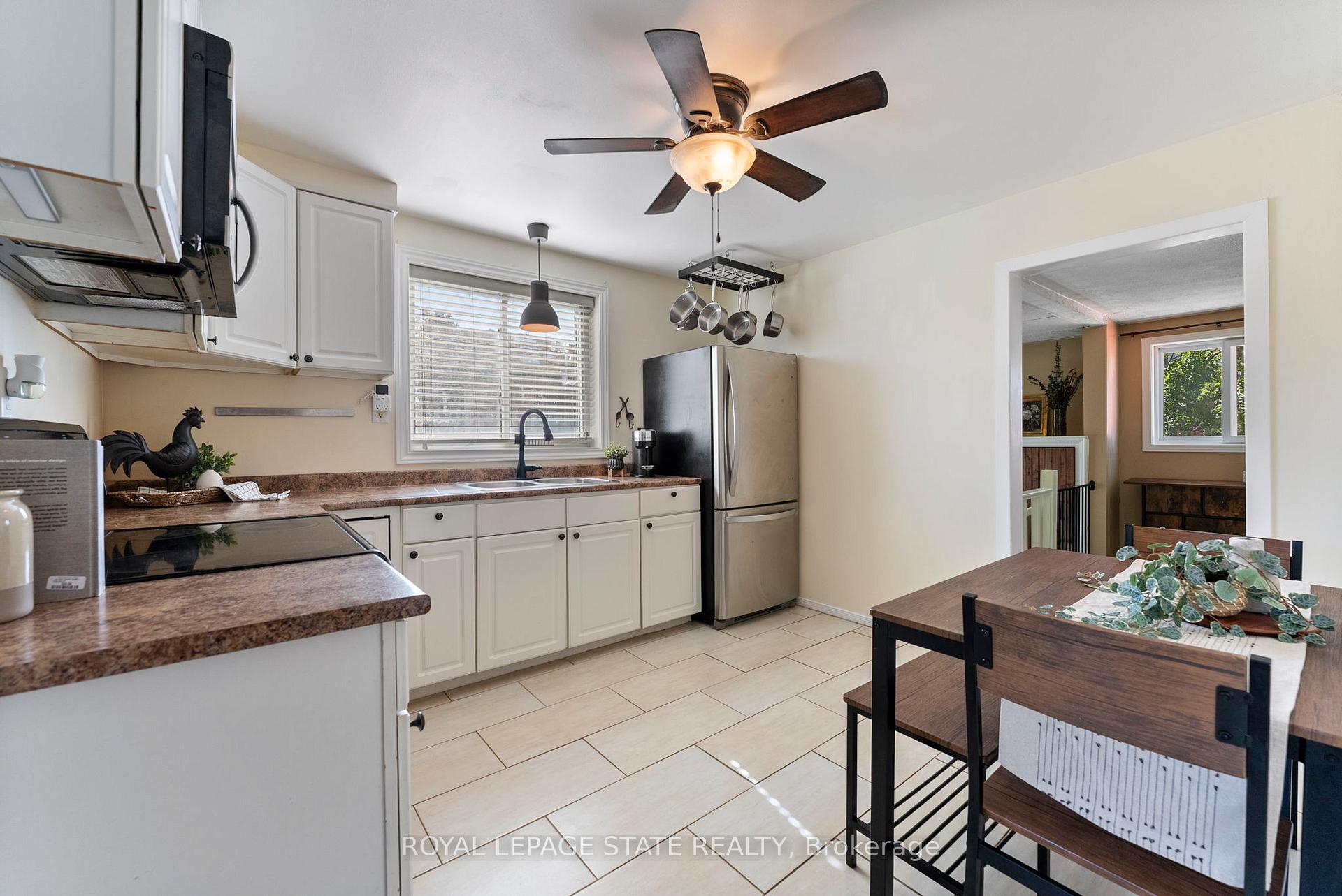 Photo 17 of 387 Osborne Street, Hamilton, McQuesten — HOMEH