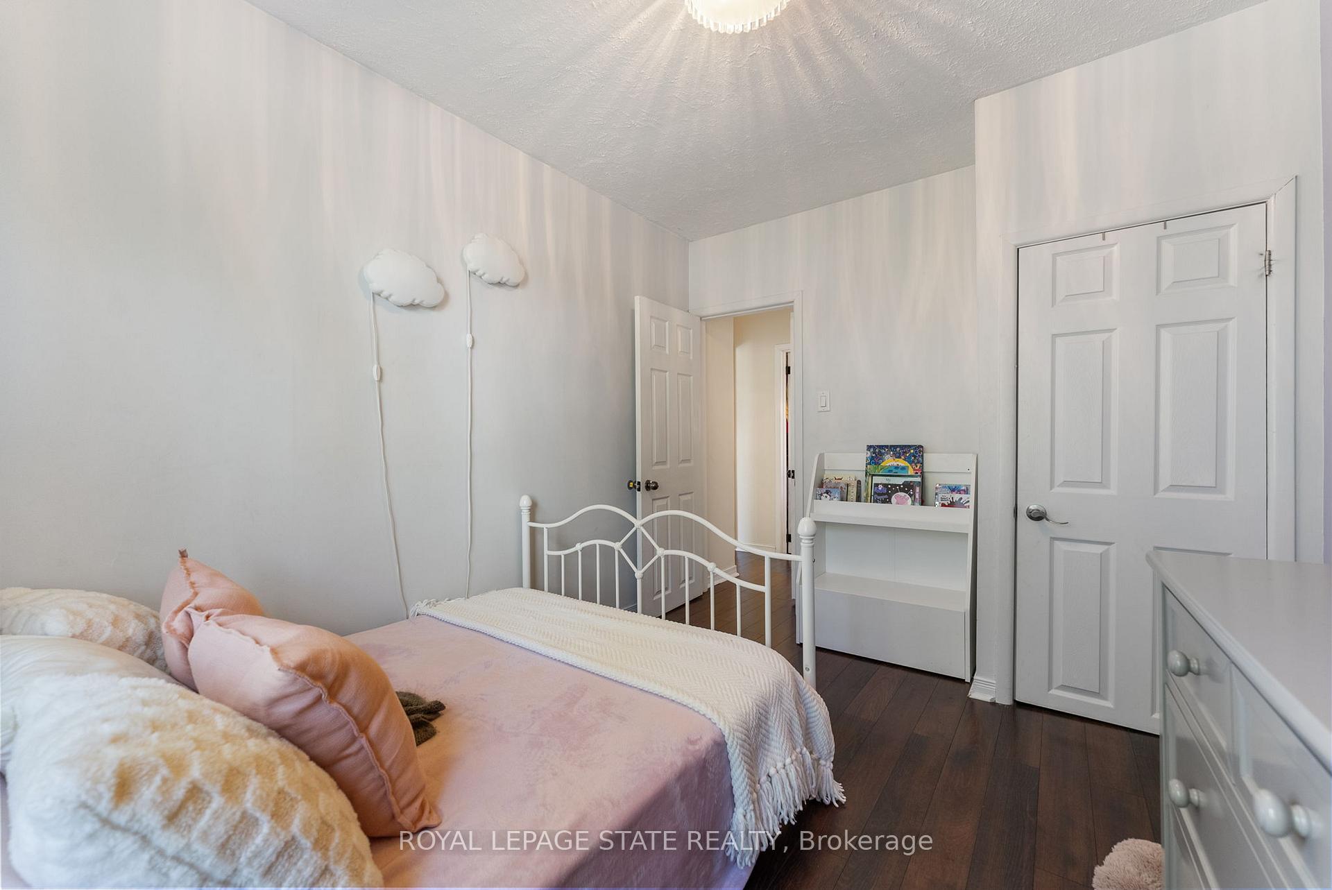 Photo 23 of 387 Osborne Street, Hamilton, McQuesten — HOMEH