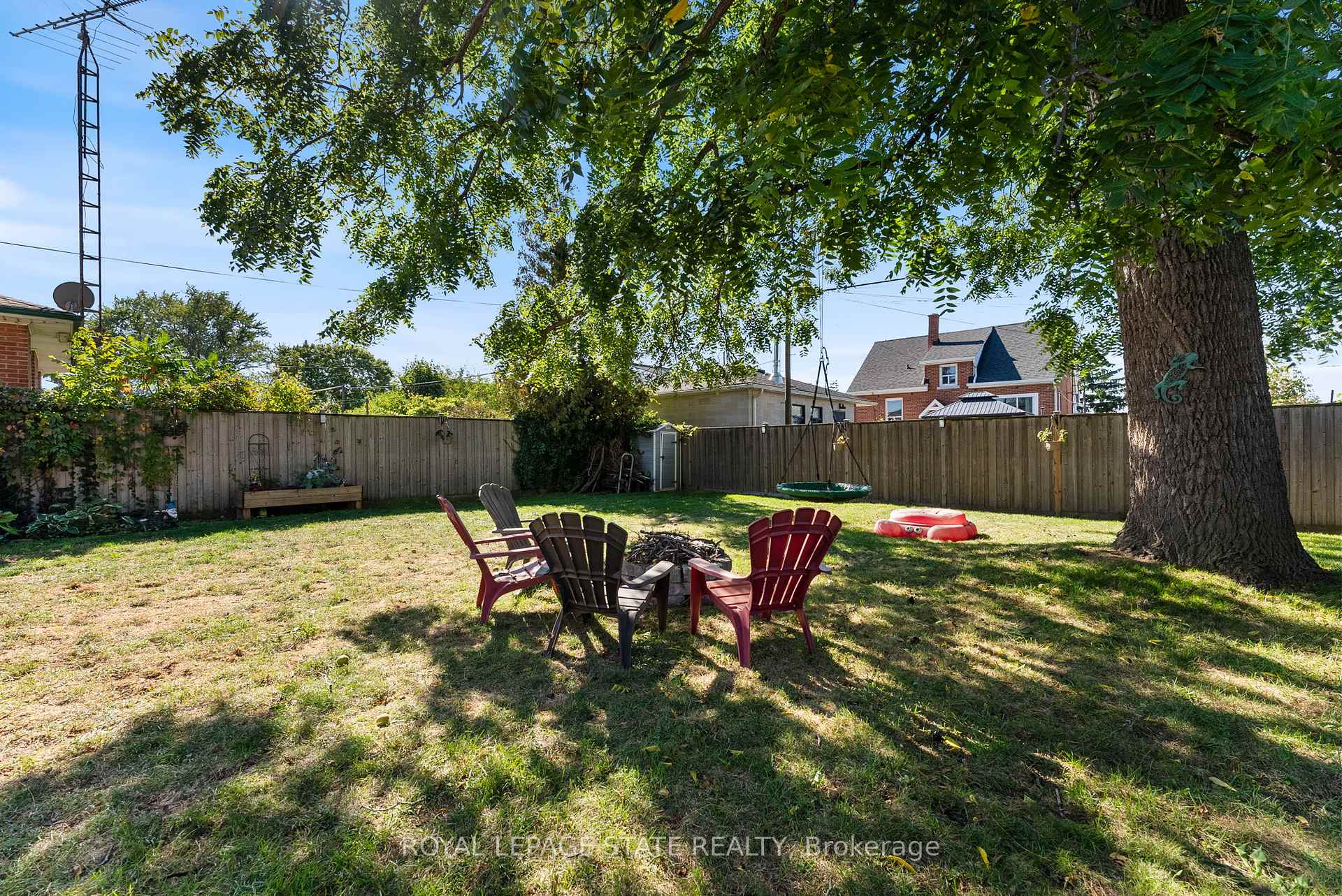 Photo 37 of 387 Osborne Street, Hamilton, McQuesten — HOMEH