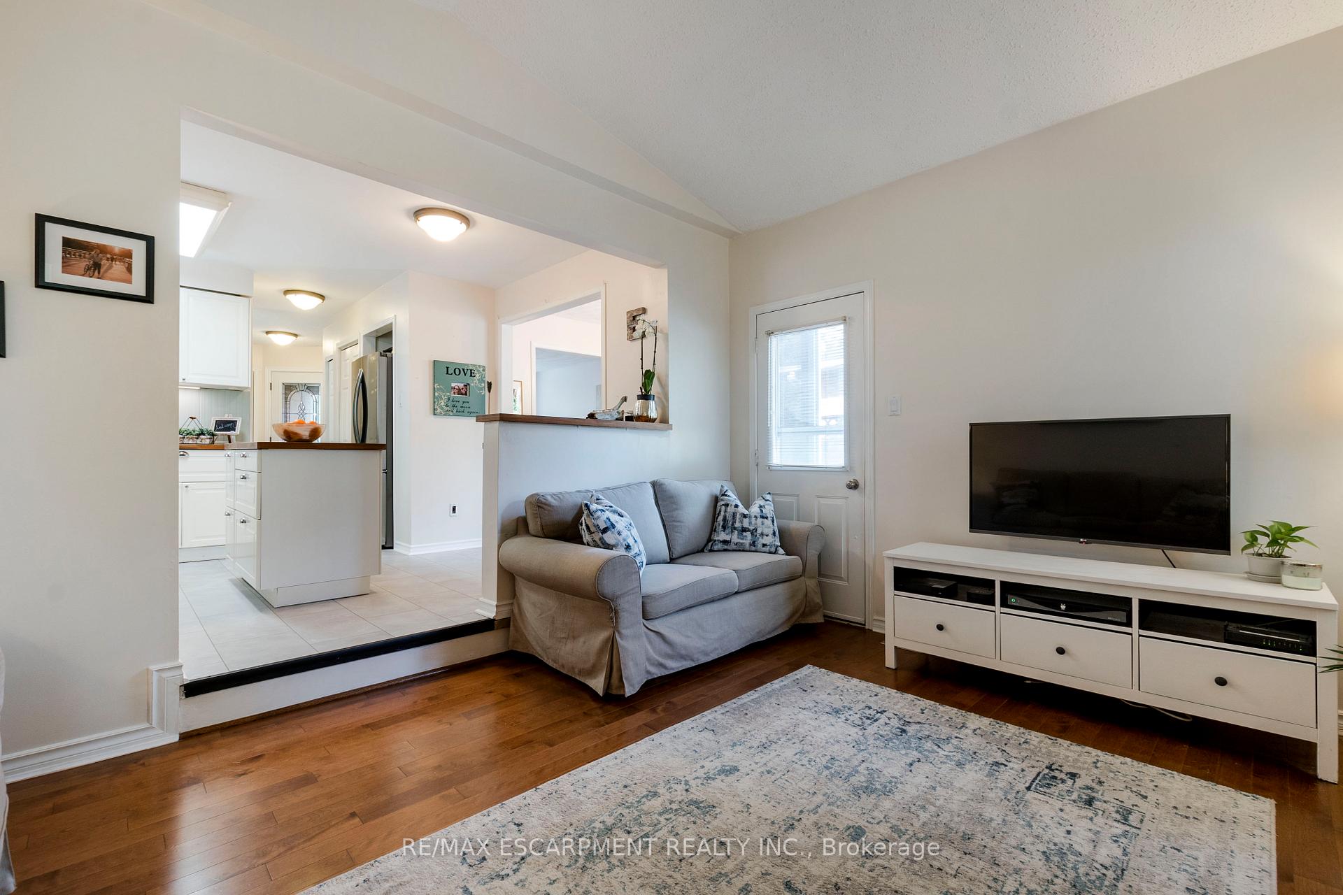 Photo 19 of 1098 Stephenson Drive, Burlington, Brant — HOMEH