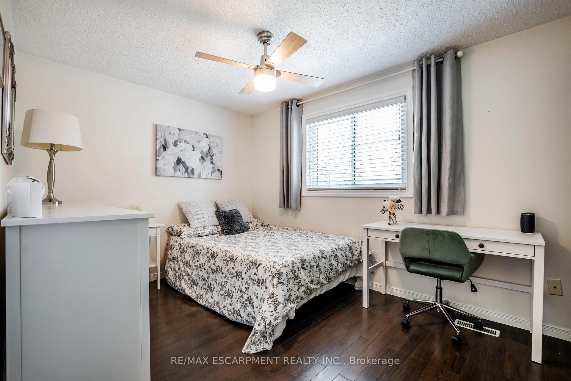 Photo 27 of 1098 Stephenson Drive, Burlington, Brant — HOMEH
