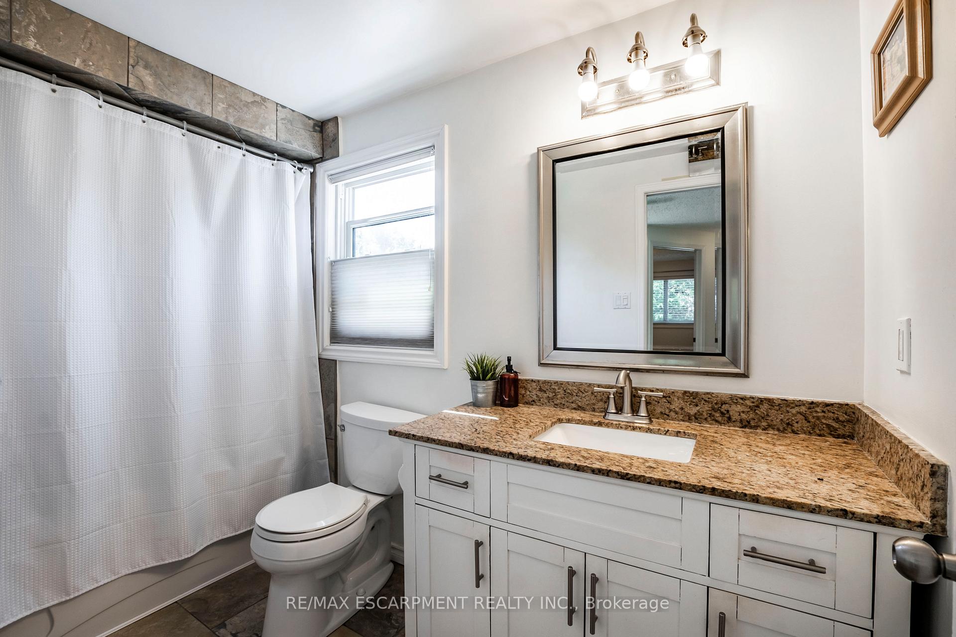 Photo 29 of 1098 Stephenson Drive, Burlington, Brant — HOMEH