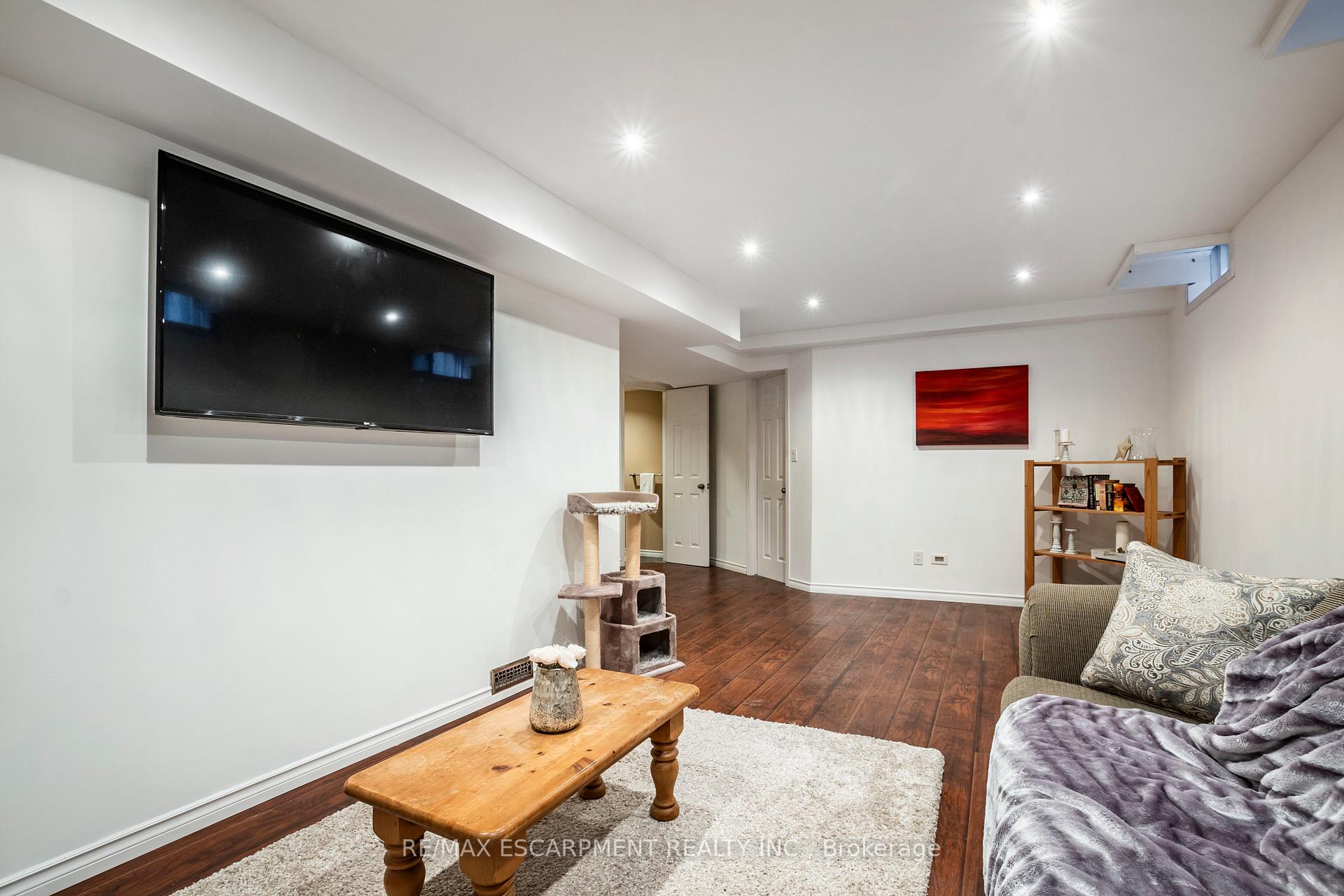 Photo 32 of 1098 Stephenson Drive, Burlington, Brant — HOMEH