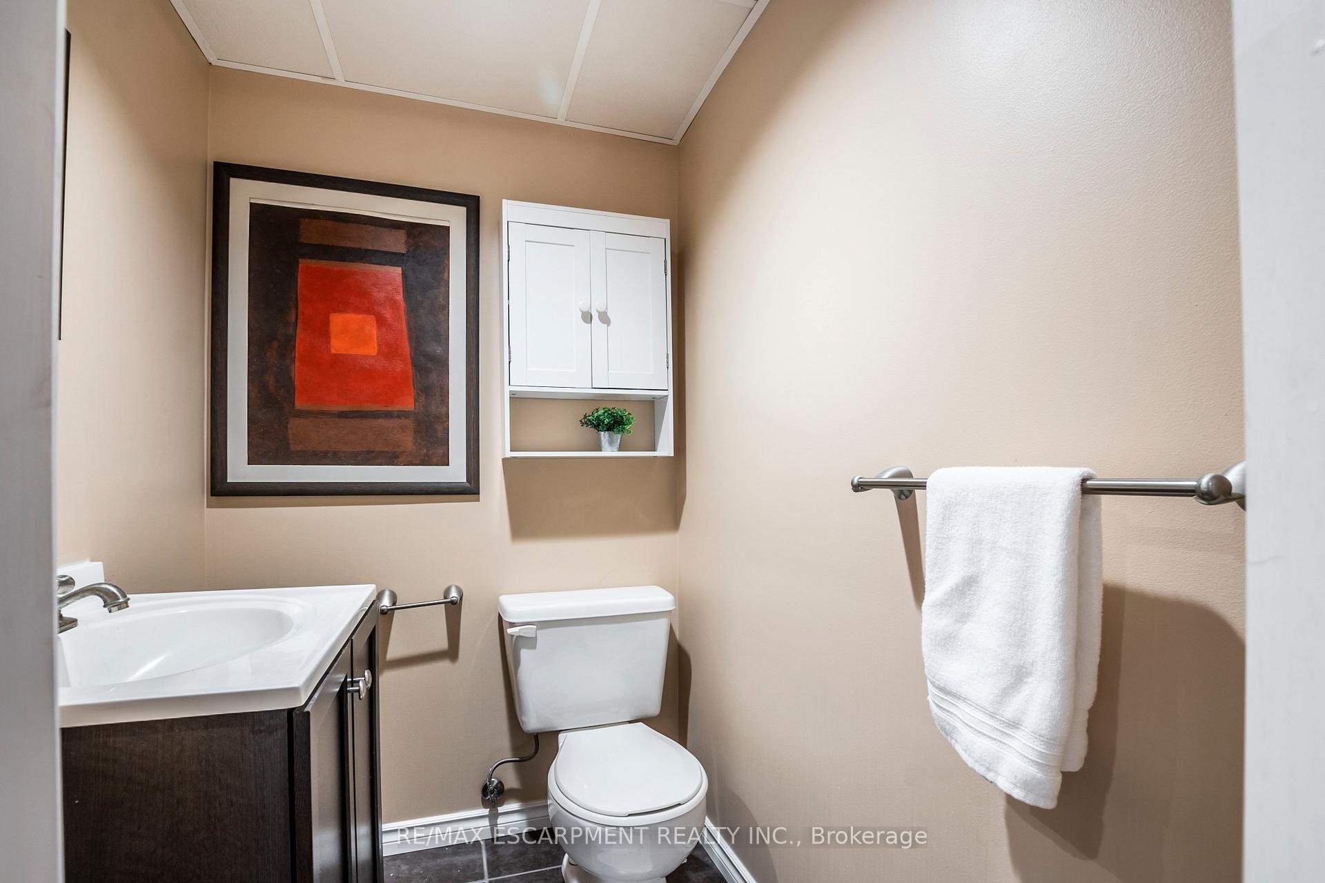 Photo 33 of 1098 Stephenson Drive, Burlington, Brant — HOMEH