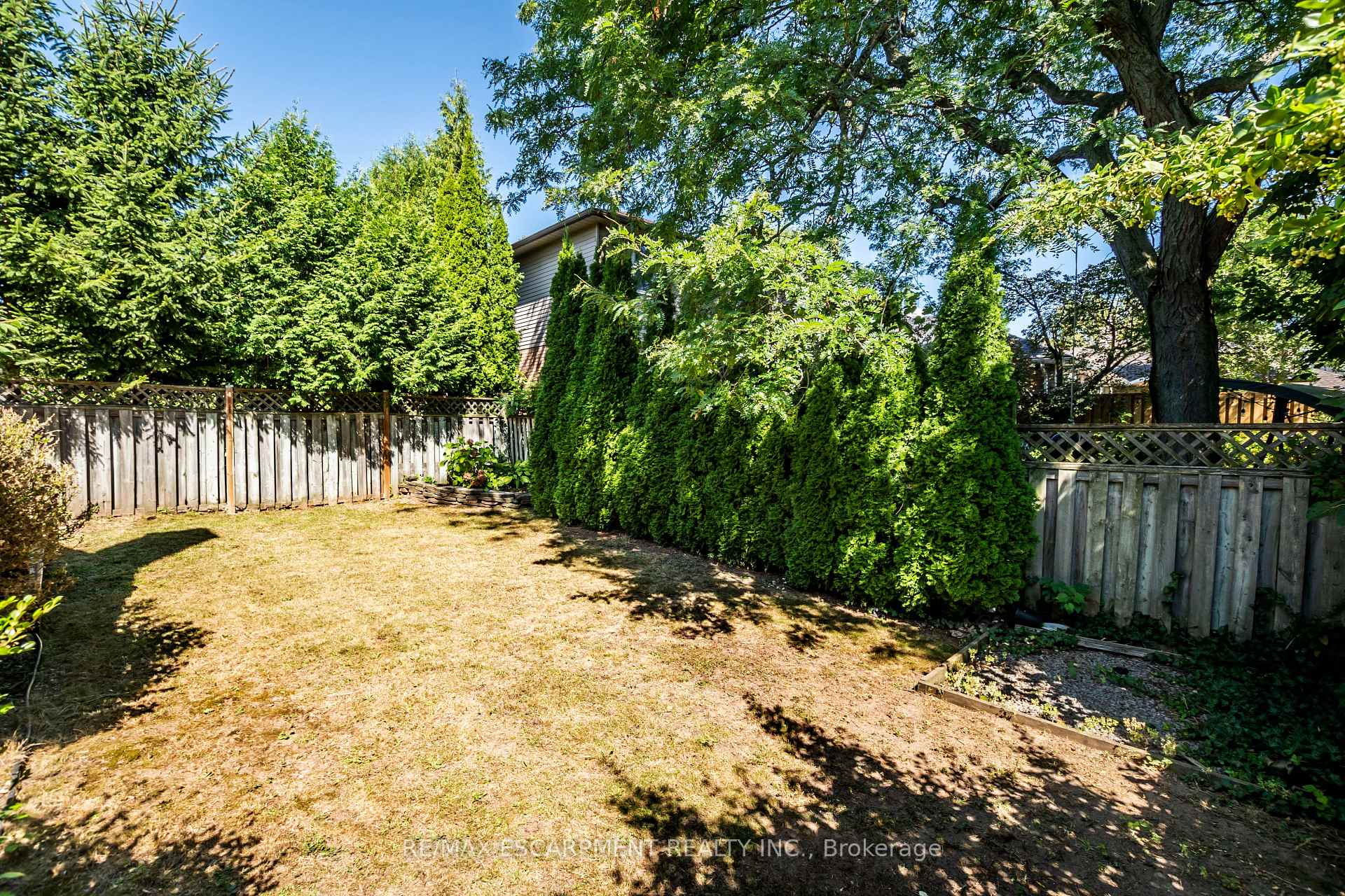 Photo 37 of 1098 Stephenson Drive, Burlington, Brant — HOMEH