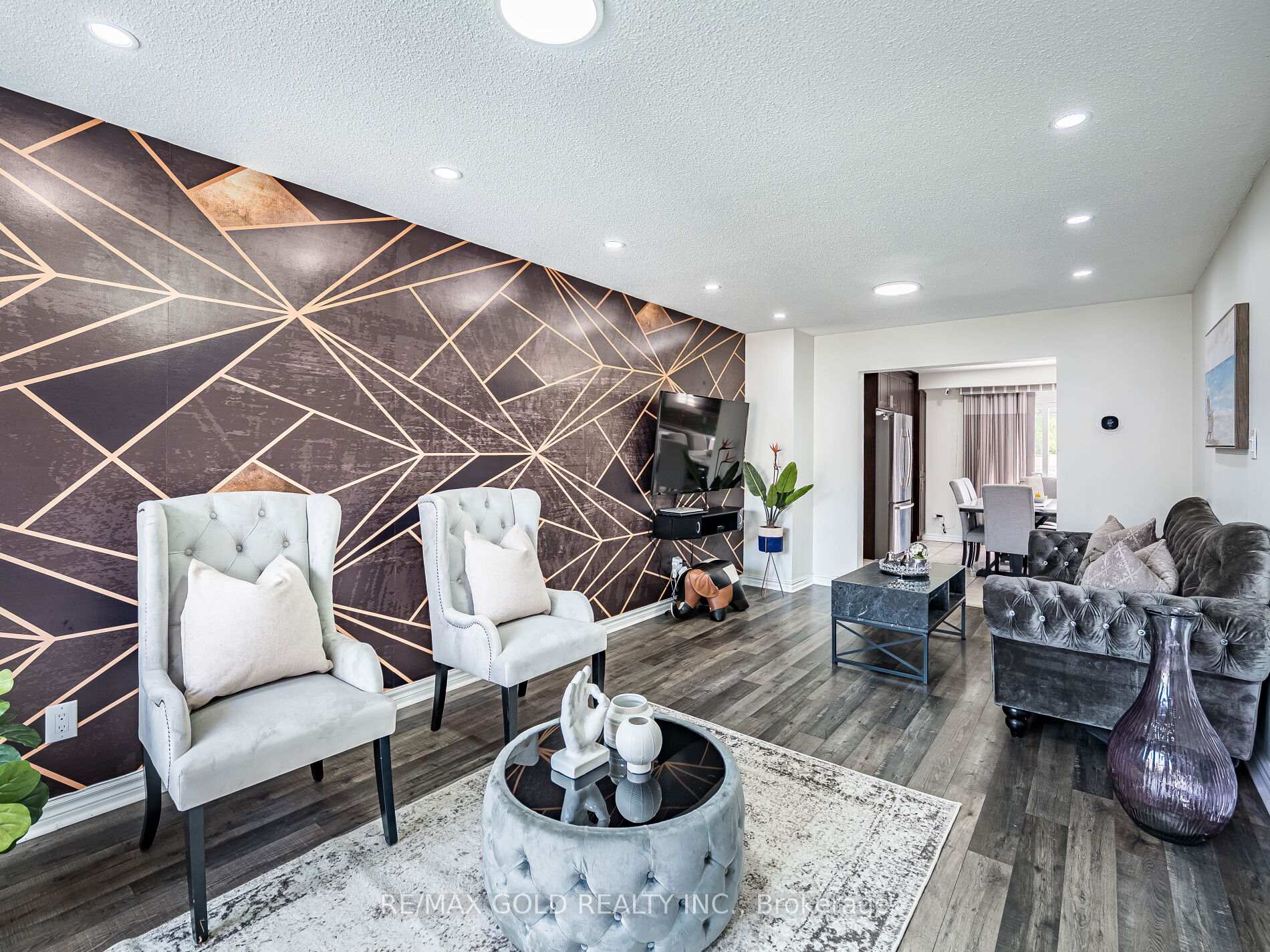Photo 6 of 80 Timberlane Drive, Brampton, Fletcher's Creek South — HOMEH