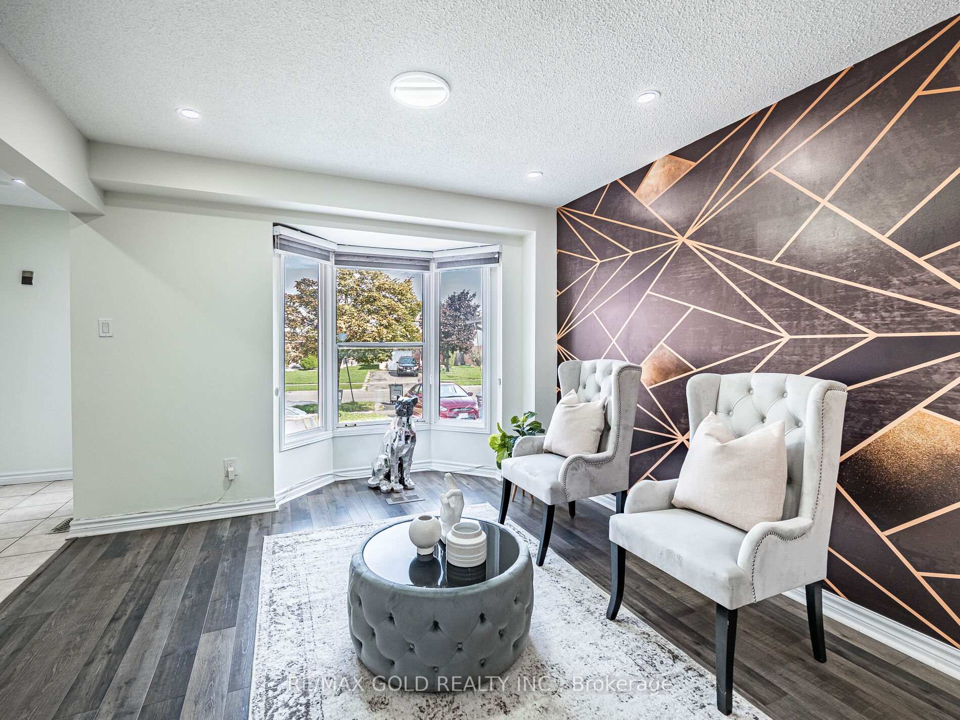 Photo 9 of 80 Timberlane Drive, Brampton, Fletcher's Creek South — HOMEH