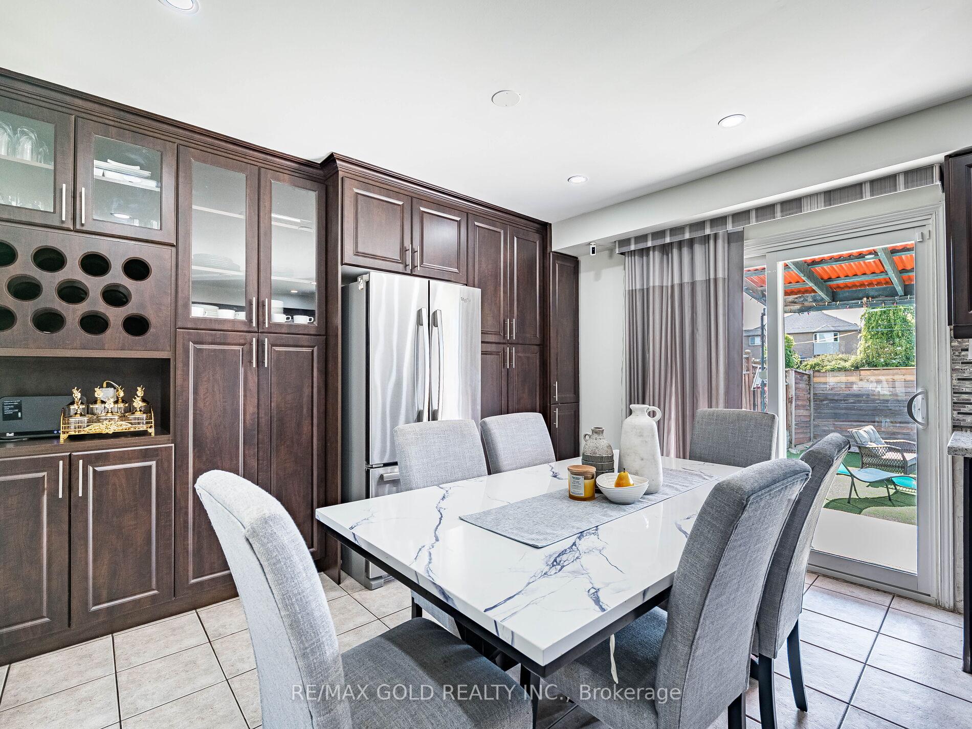 Photo 17 of 80 Timberlane Drive, Brampton, Fletcher's Creek South — HOMEH