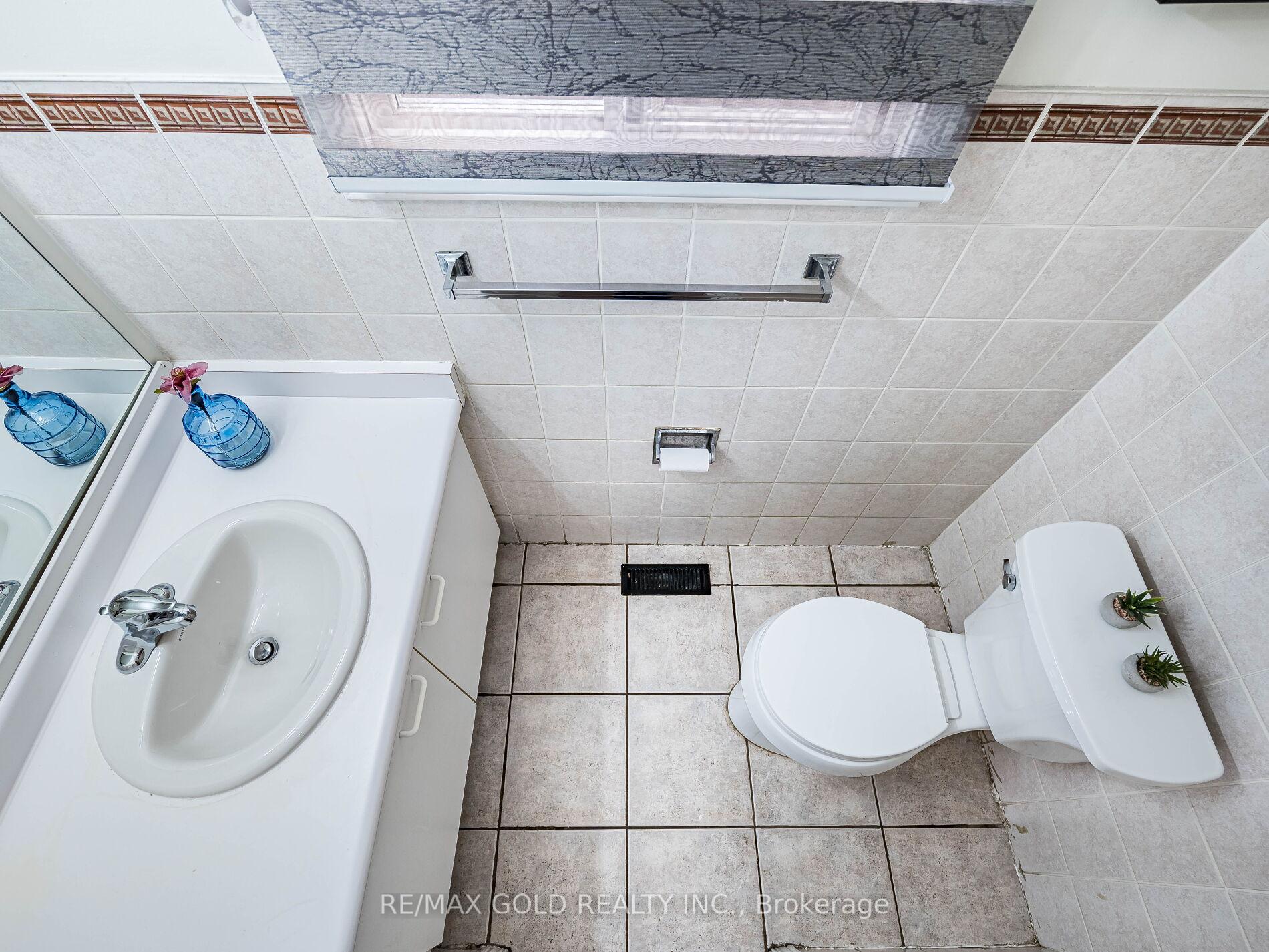 Photo 18 of 80 Timberlane Drive, Brampton, Fletcher's Creek South — HOMEH