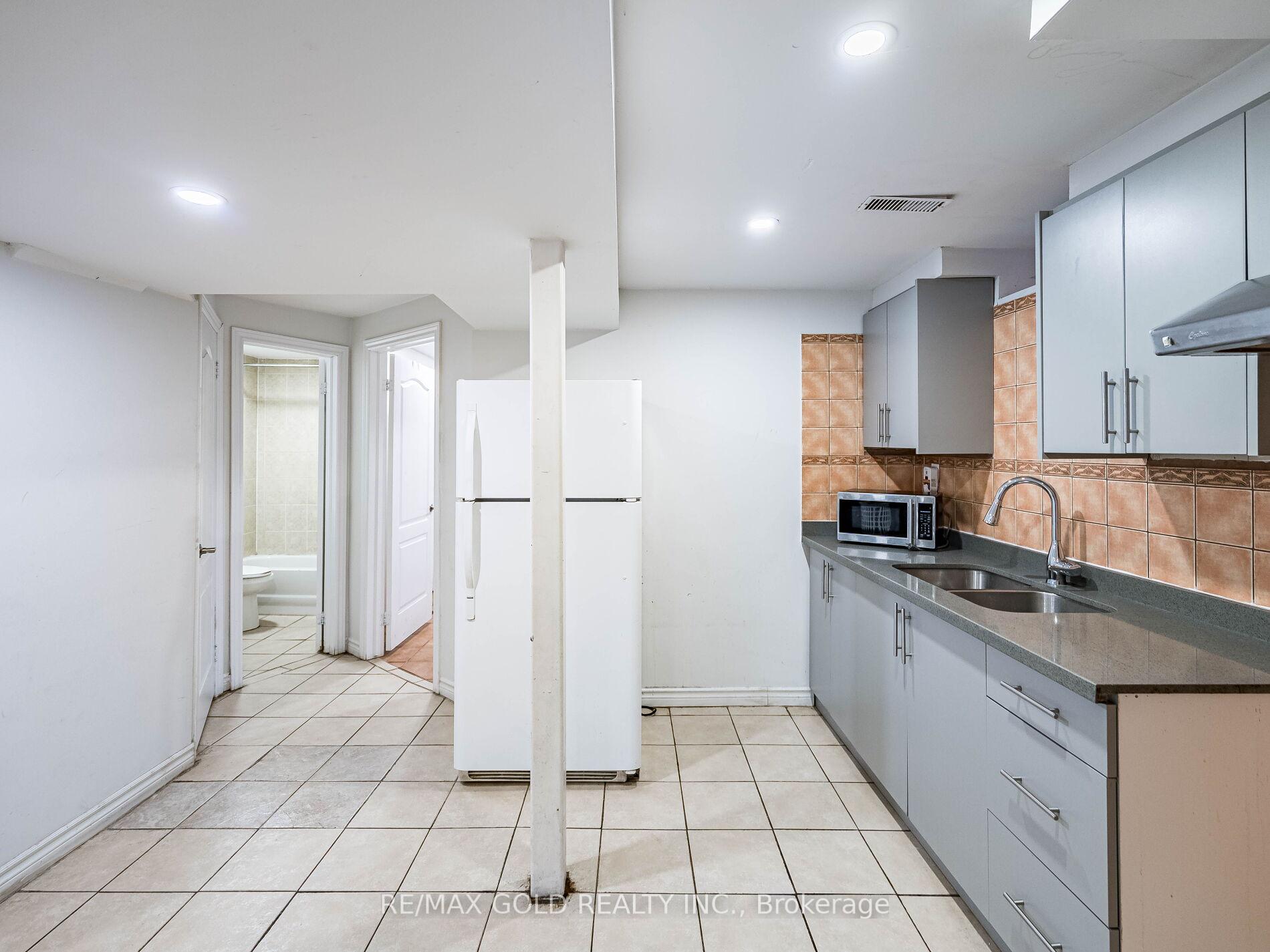 Photo 27 of 80 Timberlane Drive, Brampton, Fletcher's Creek South — HOMEH
