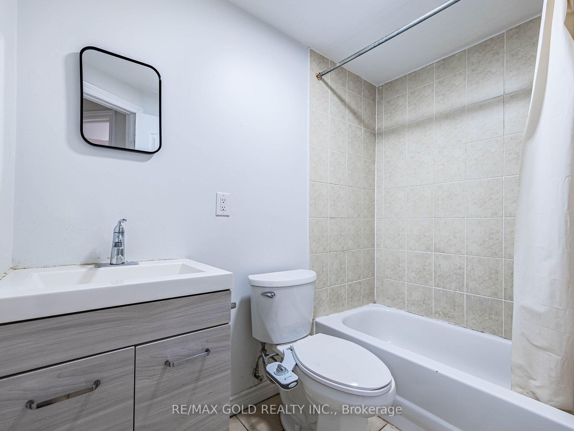 Photo 29 of 80 Timberlane Drive, Brampton, Fletcher's Creek South — HOMEH