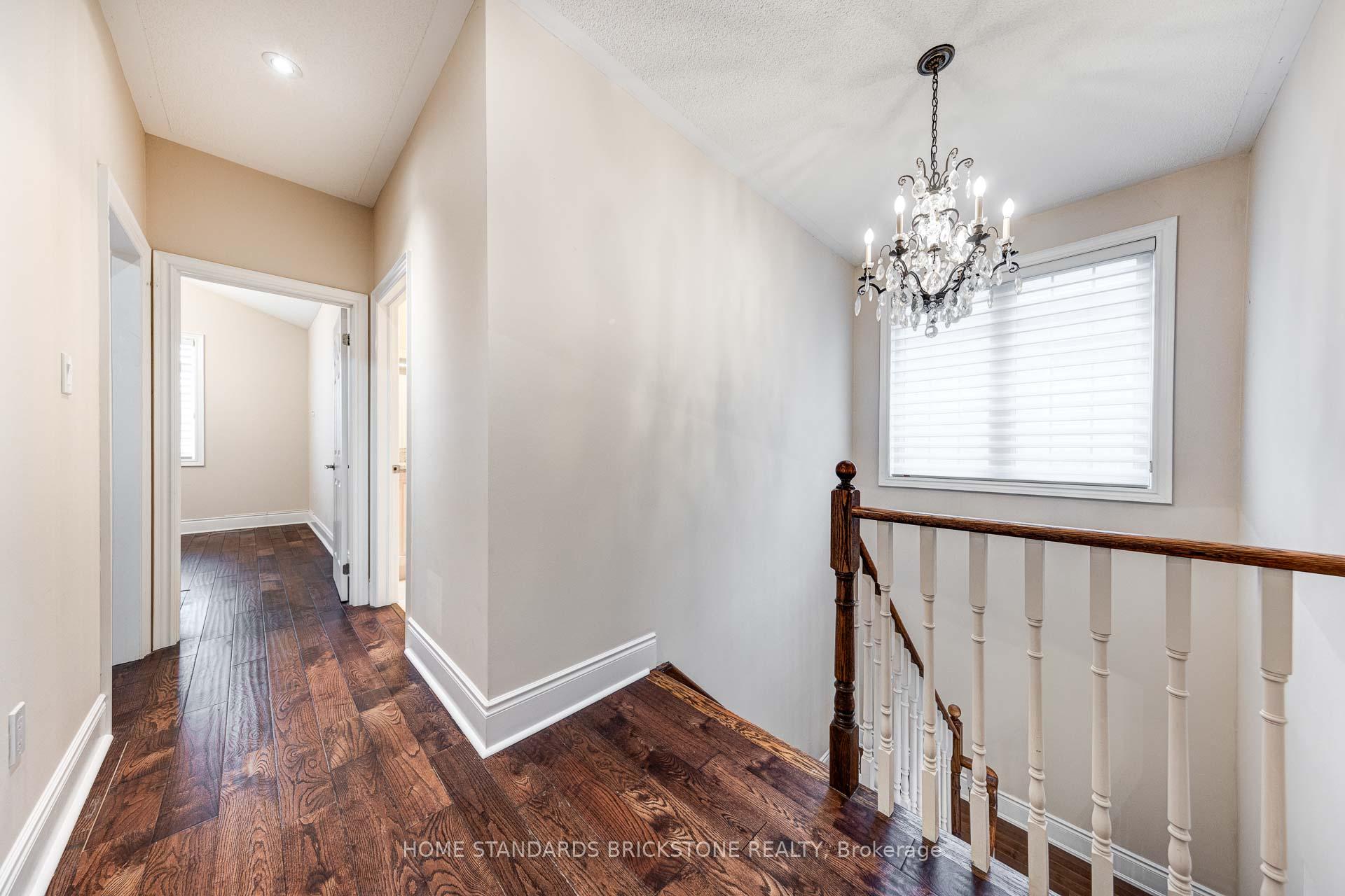 Photo 20 of 159 Towngate Drive, Vaughan, Crestwood-Springfarm-Yorkhill — HOMEH
