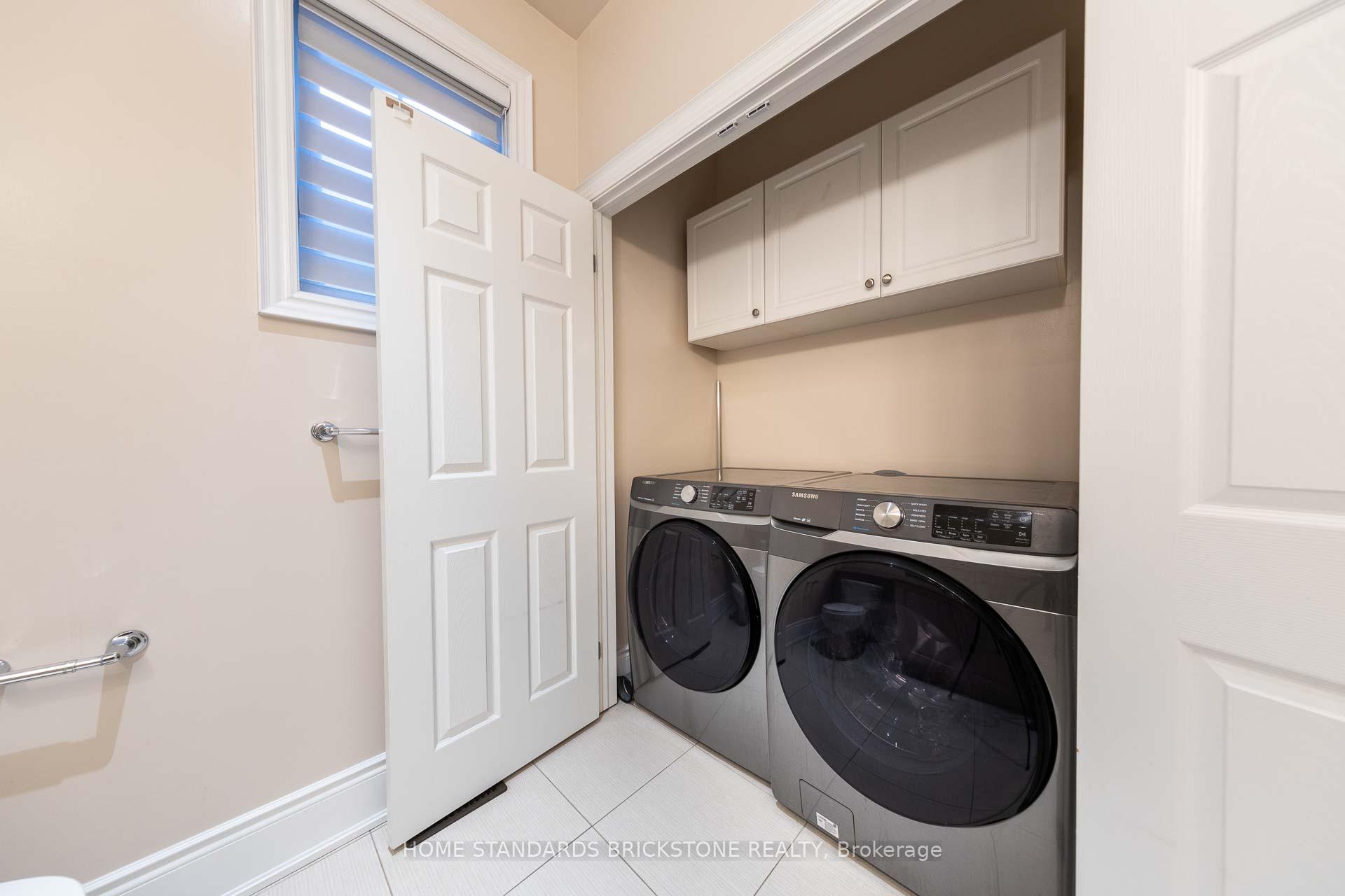 Photo 28 of 159 Towngate Drive, Vaughan, Crestwood-Springfarm-Yorkhill — HOMEH