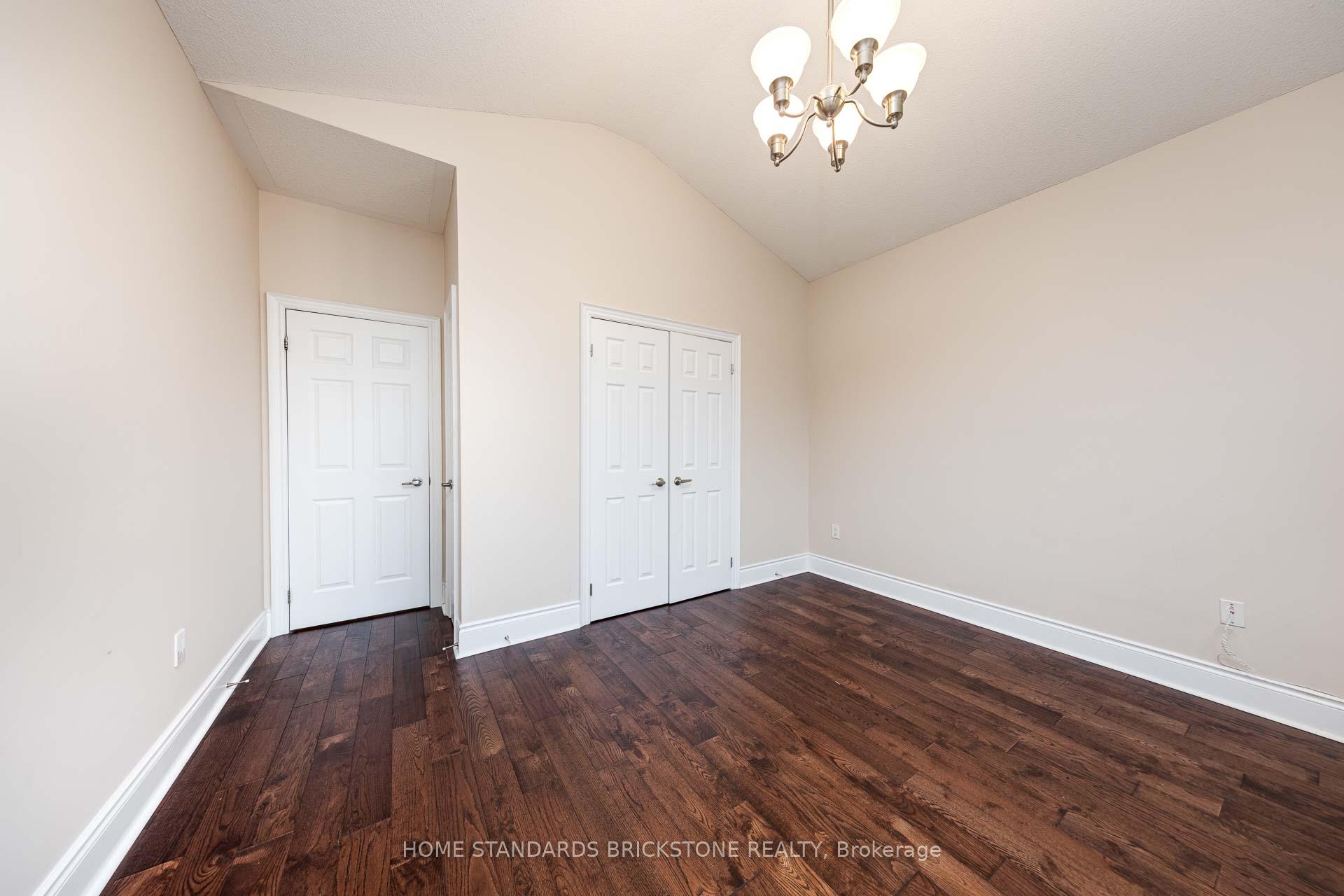 Photo 29 of 159 Towngate Drive, Vaughan, Crestwood-Springfarm-Yorkhill — HOMEH