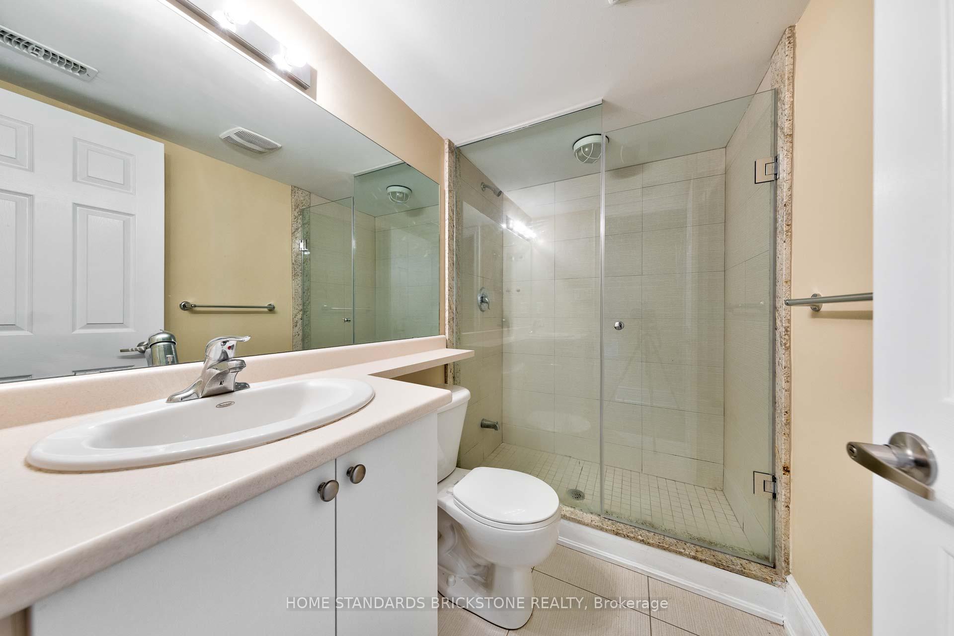 Photo 38 of 159 Towngate Drive, Vaughan, Crestwood-Springfarm-Yorkhill — HOMEH