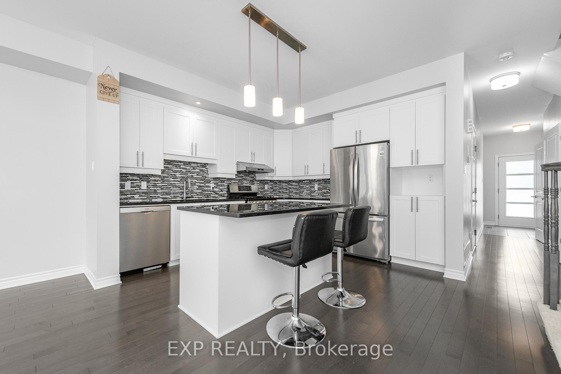 Photo 5 of 241 King Street, Carleton Place — HOMEH