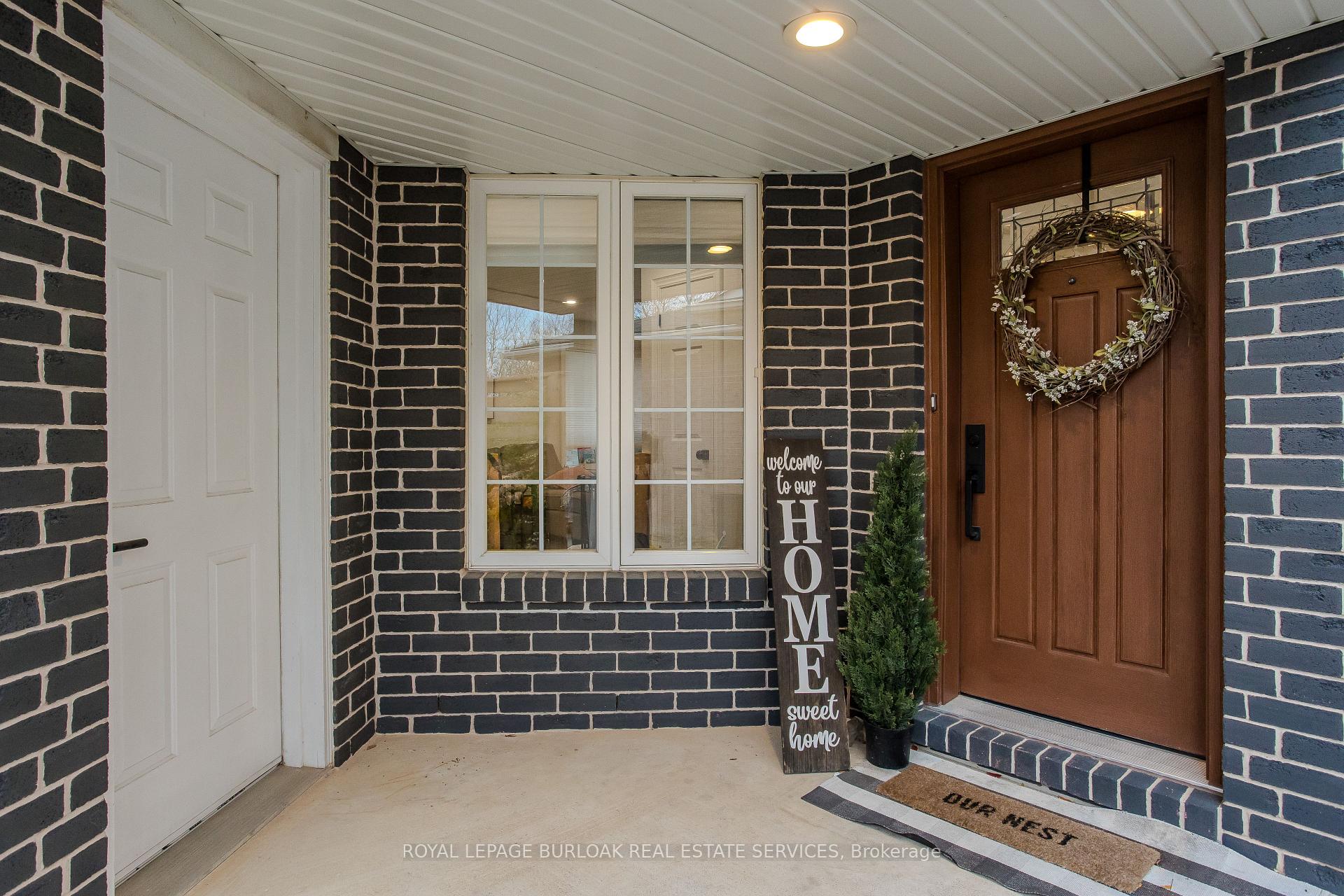 Photo 3 of 4008 Jarvis Crescent, Burlington, Rose — HOMEH