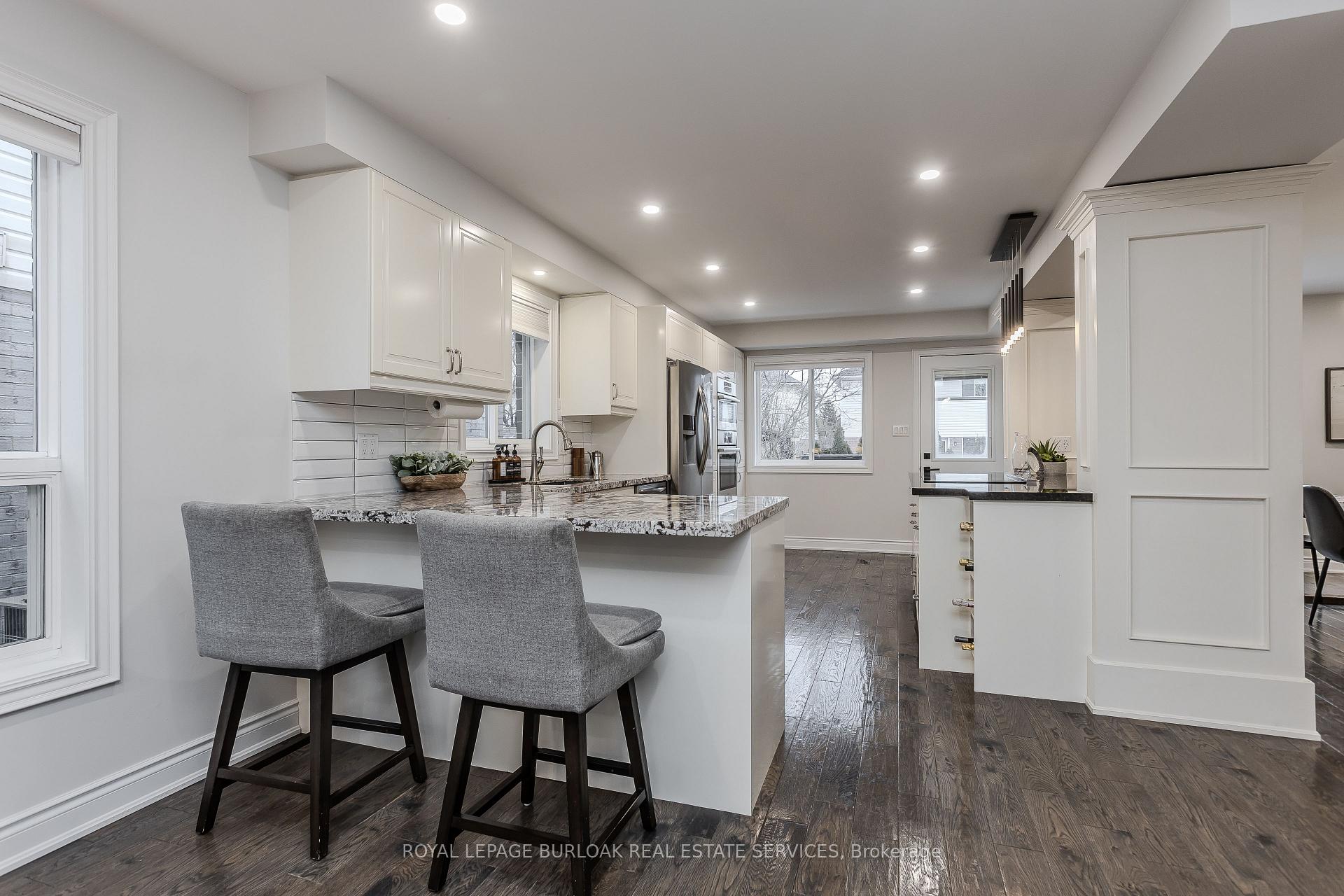 Photo 17 of 4008 Jarvis Crescent, Burlington, Rose — HOMEH