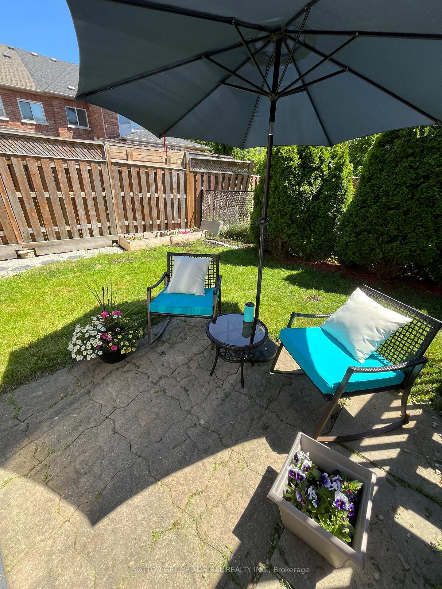 Photo 7 of 11 Haymer Drive, Vaughan, Maple — HOMEH