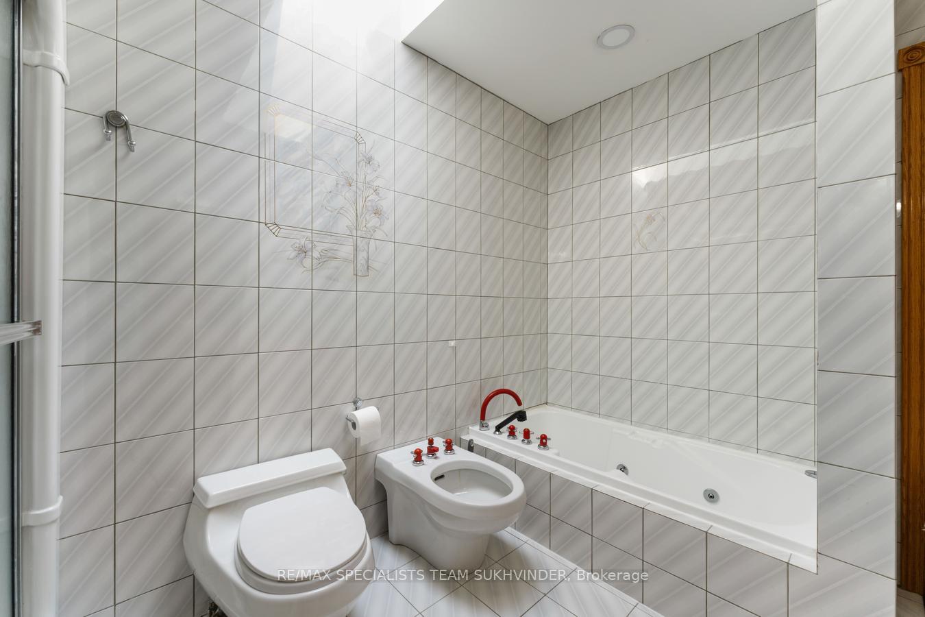 Photo 29 of 22 Bowman Avenue, Brampton, Toronto Gore Rural Estate — HOMEH