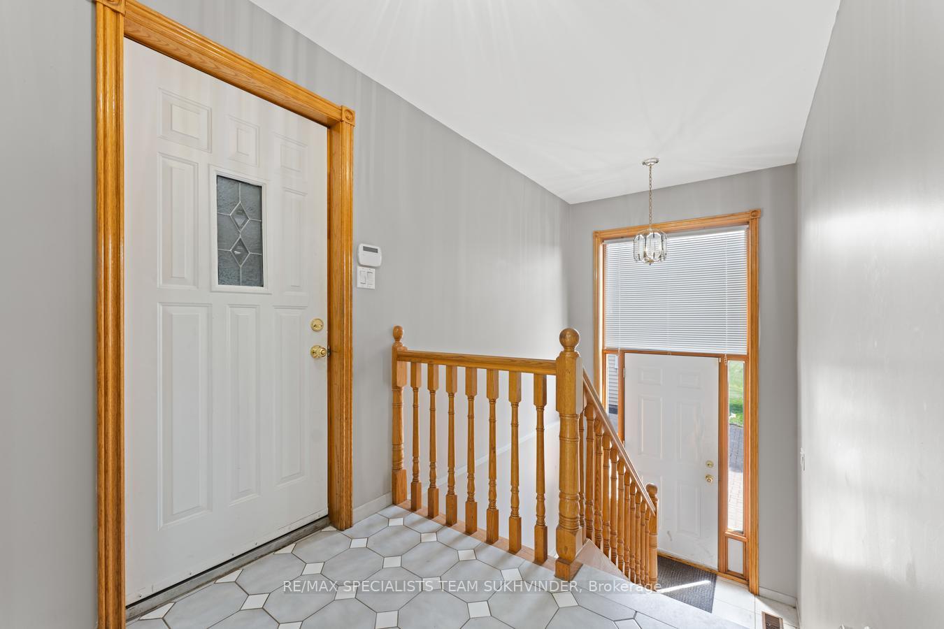Photo 31 of 22 Bowman Avenue, Brampton, Toronto Gore Rural Estate — HOMEH