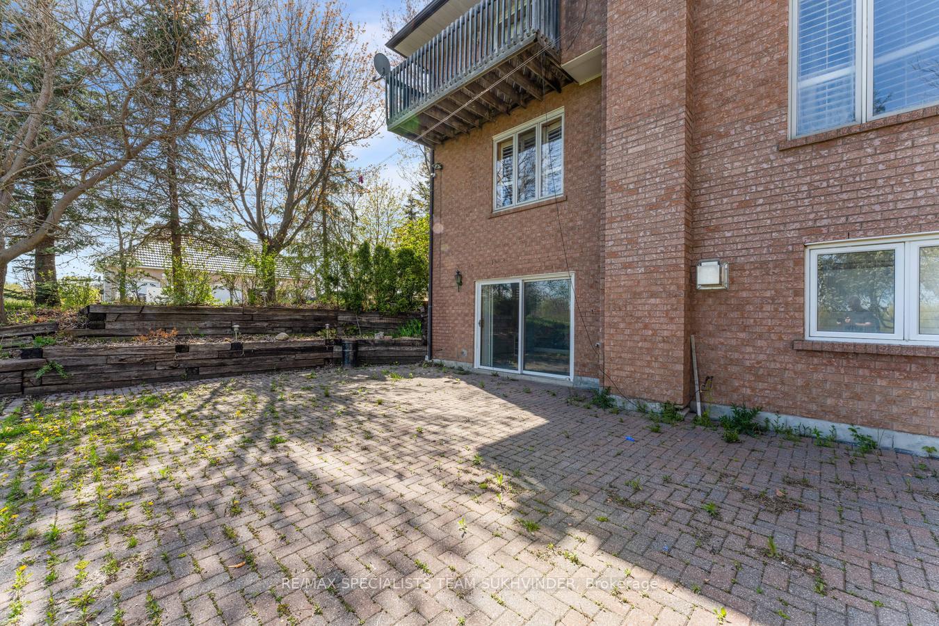 Photo 47 of 22 Bowman Avenue, Brampton, Toronto Gore Rural Estate — HOMEH