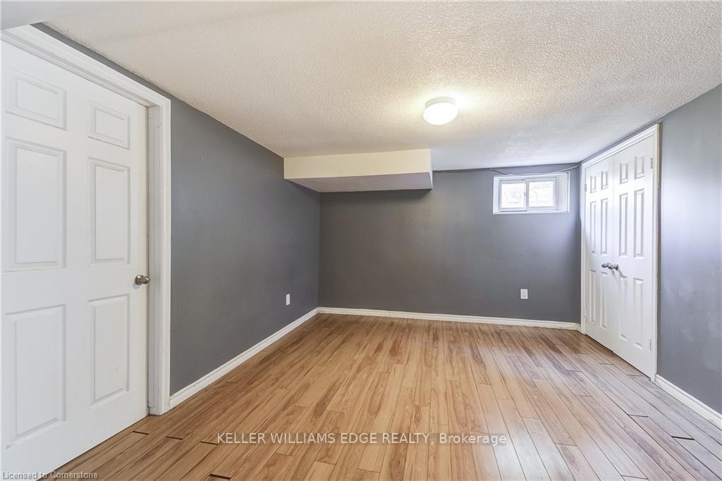 Photo 28 of 1239 De Quincy Crescent, Burlington, Mountainside — HOMEH