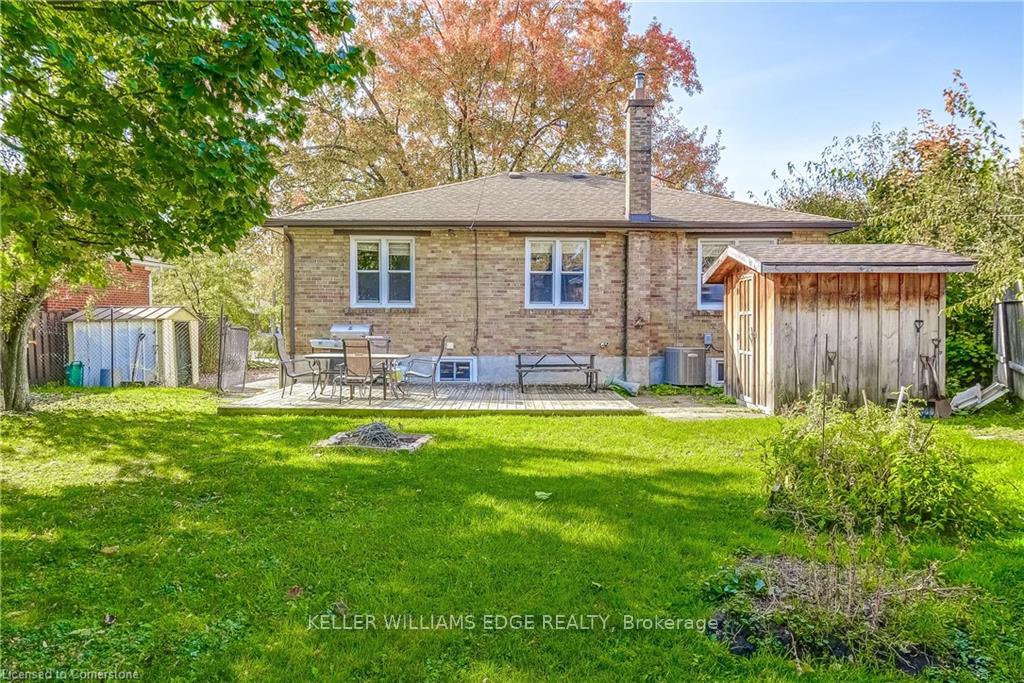 Photo 32 of 1239 De Quincy Crescent, Burlington, Mountainside — HOMEH