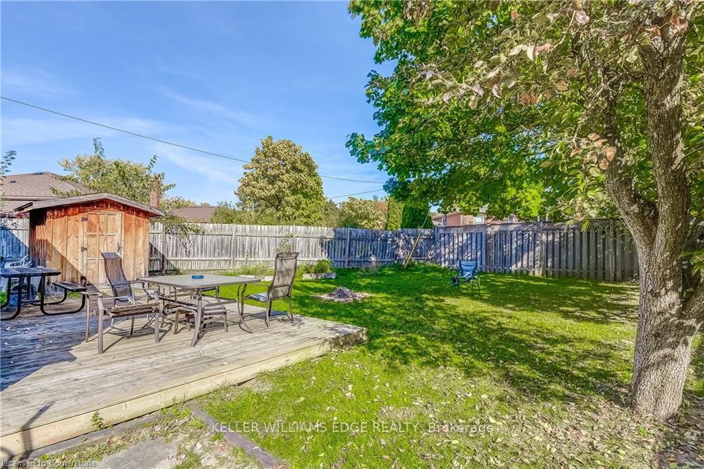 Photo 34 of 1239 De Quincy Crescent, Burlington, Mountainside — HOMEH