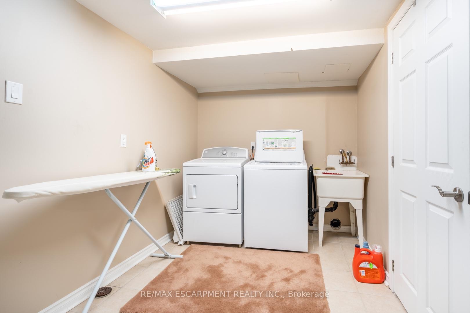 Photo 20 of 375 Melanie Crescent, Hamilton, Ancaster — HOMEH