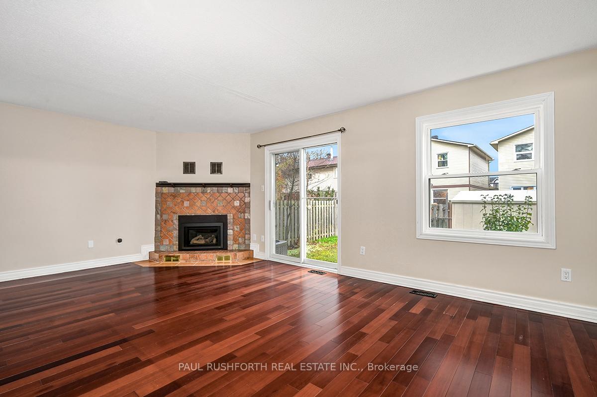 Photo 6 of 49 Foxfield Drive, Ottawa, Barrhaven - Knollsbrook — HOMEH