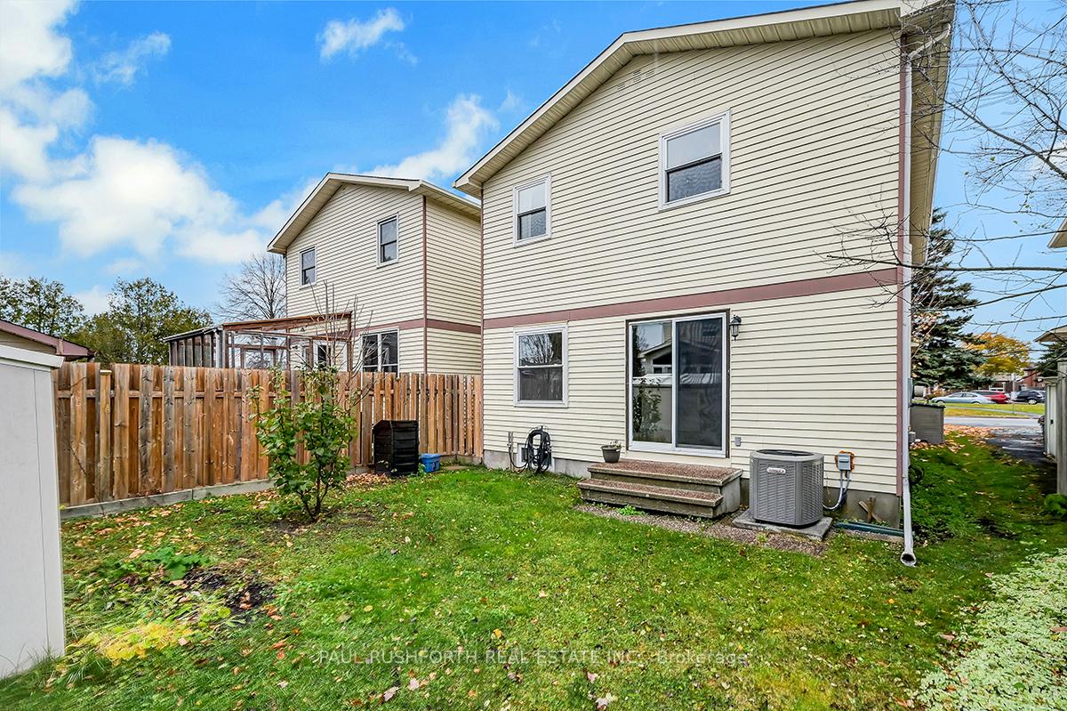 Photo 36 of 49 Foxfield Drive, Ottawa, Barrhaven - Knollsbrook — HOMEH