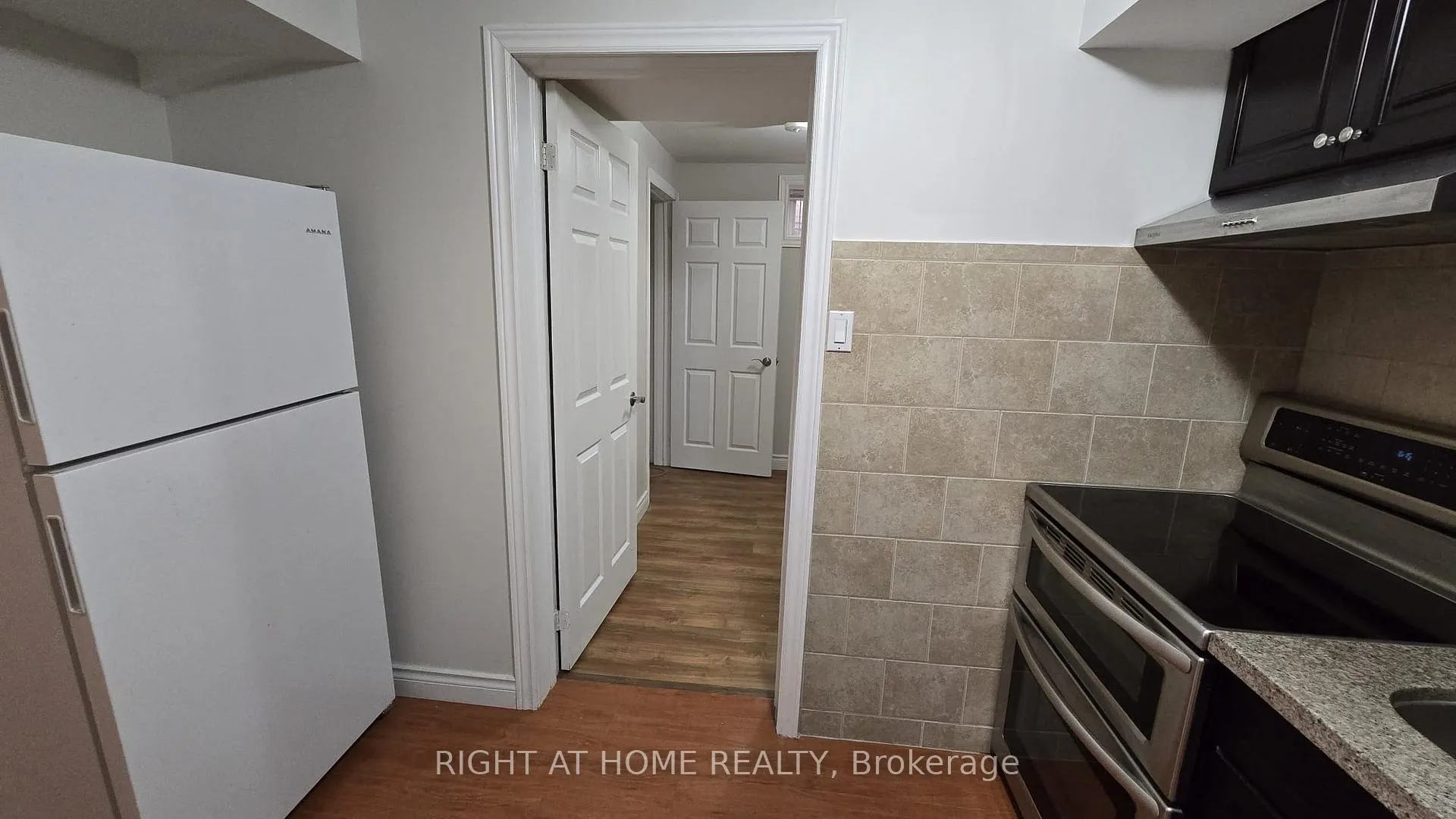 Photo 11 of Unit Lower level, 58 Irwin Drive, Barrie, Northwest — HOMEH