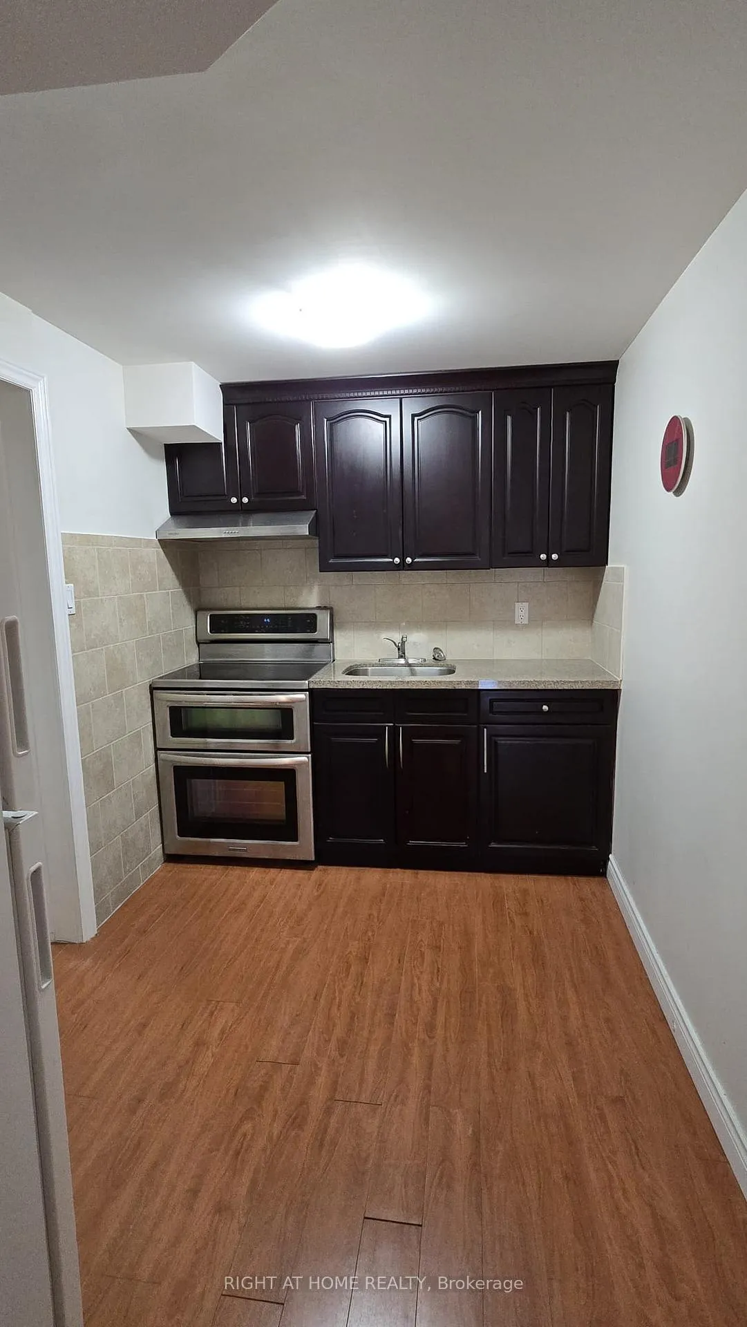 Photo 13 of Unit Lower level, 58 Irwin Drive, Barrie, Northwest — HOMEH