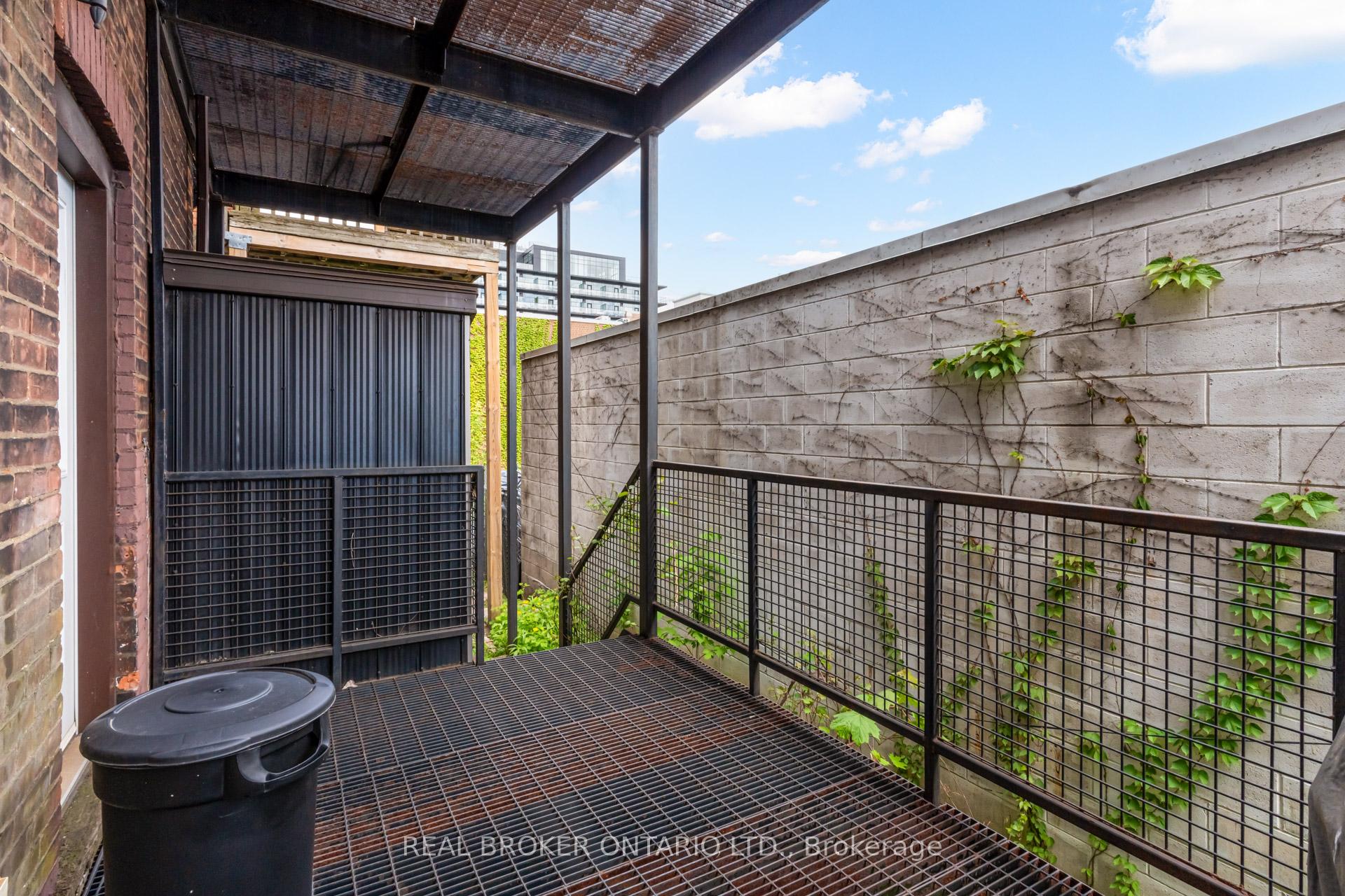 Photo 17 of 55 Young Street, Hamilton, Corktown — HOMEH