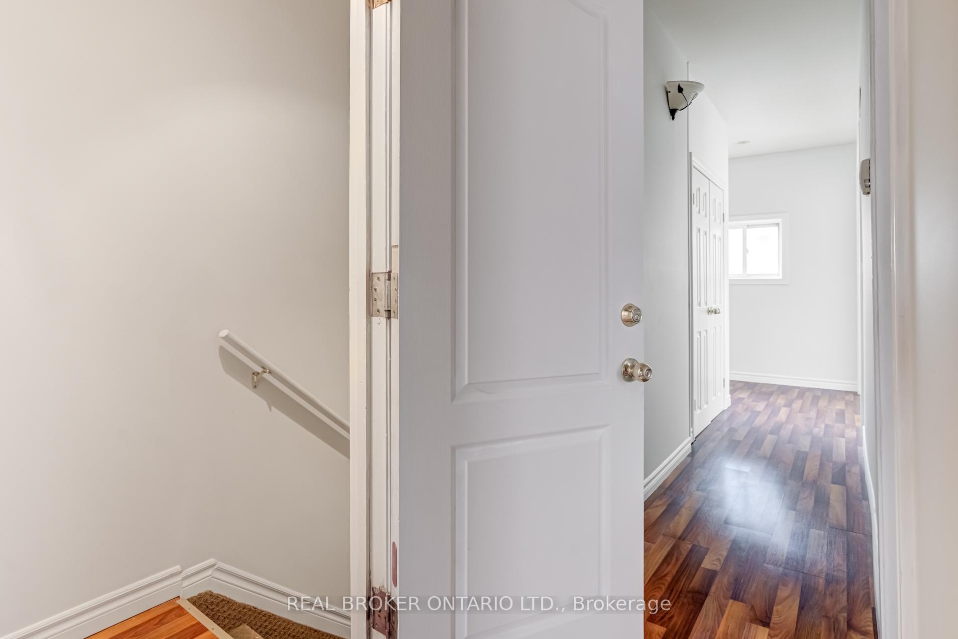 Photo 19 of 55 Young Street, Hamilton, Corktown — HOMEH