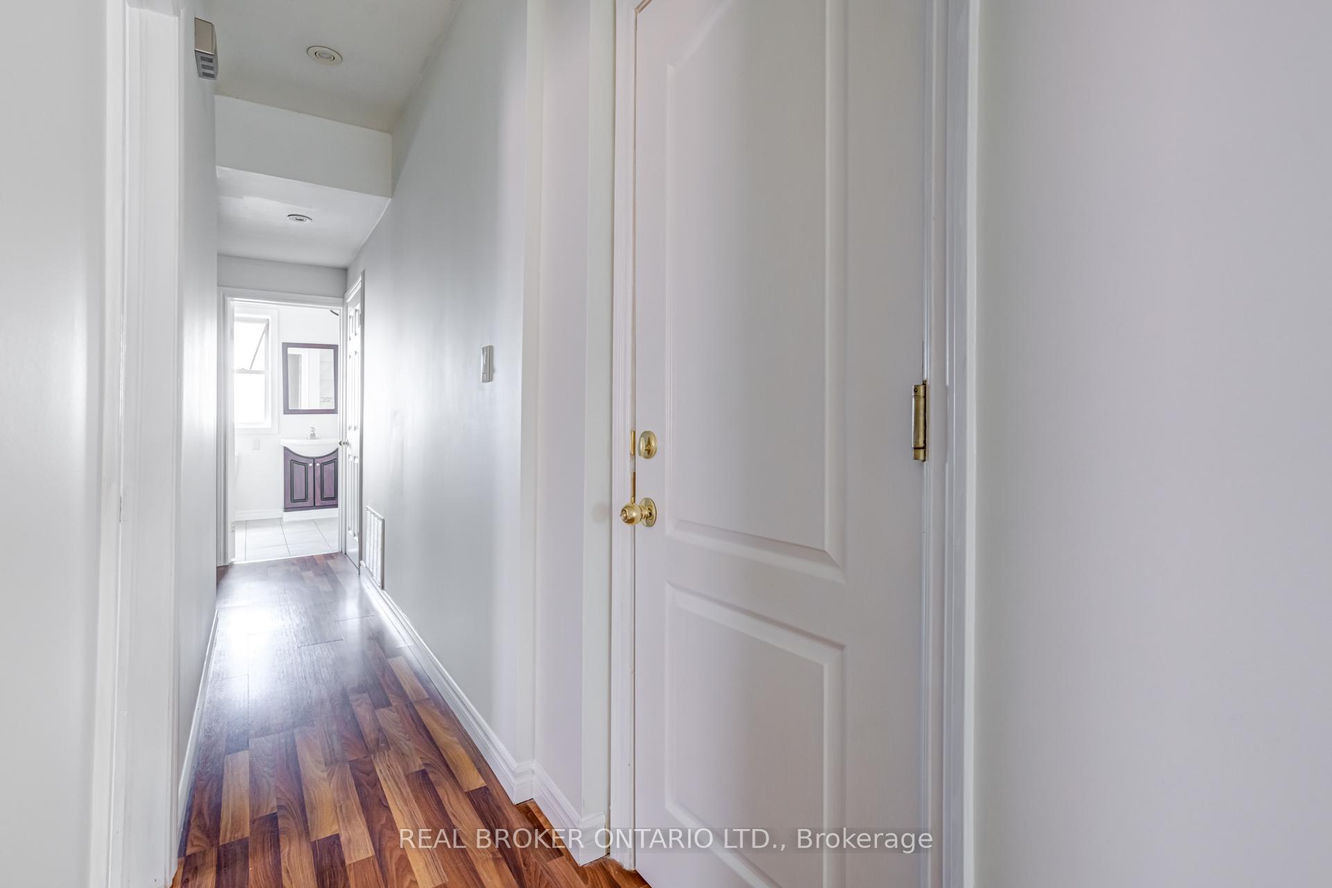 Photo 20 of 55 Young Street, Hamilton, Corktown — HOMEH