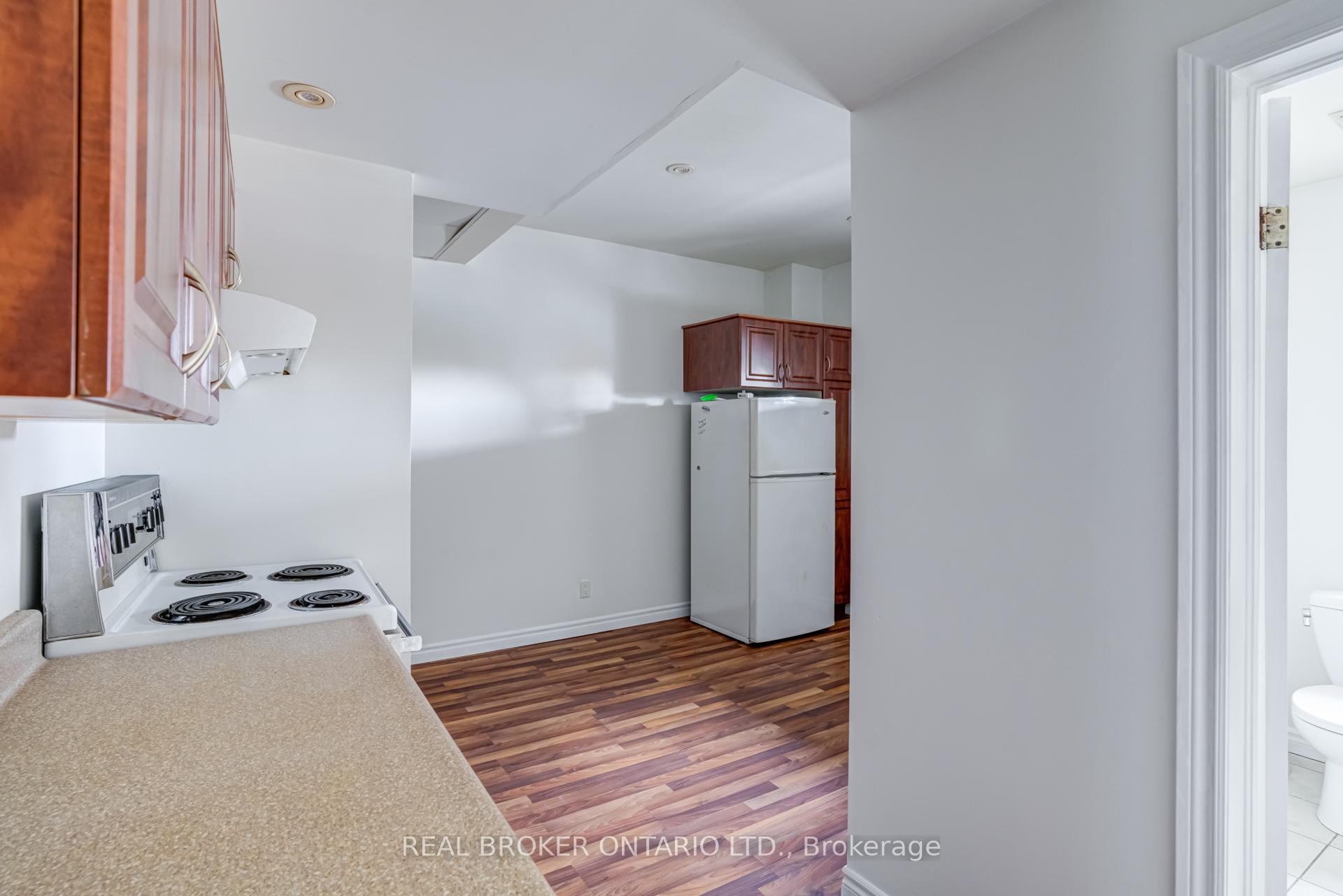 Photo 22 of 55 Young Street, Hamilton, Corktown — HOMEH