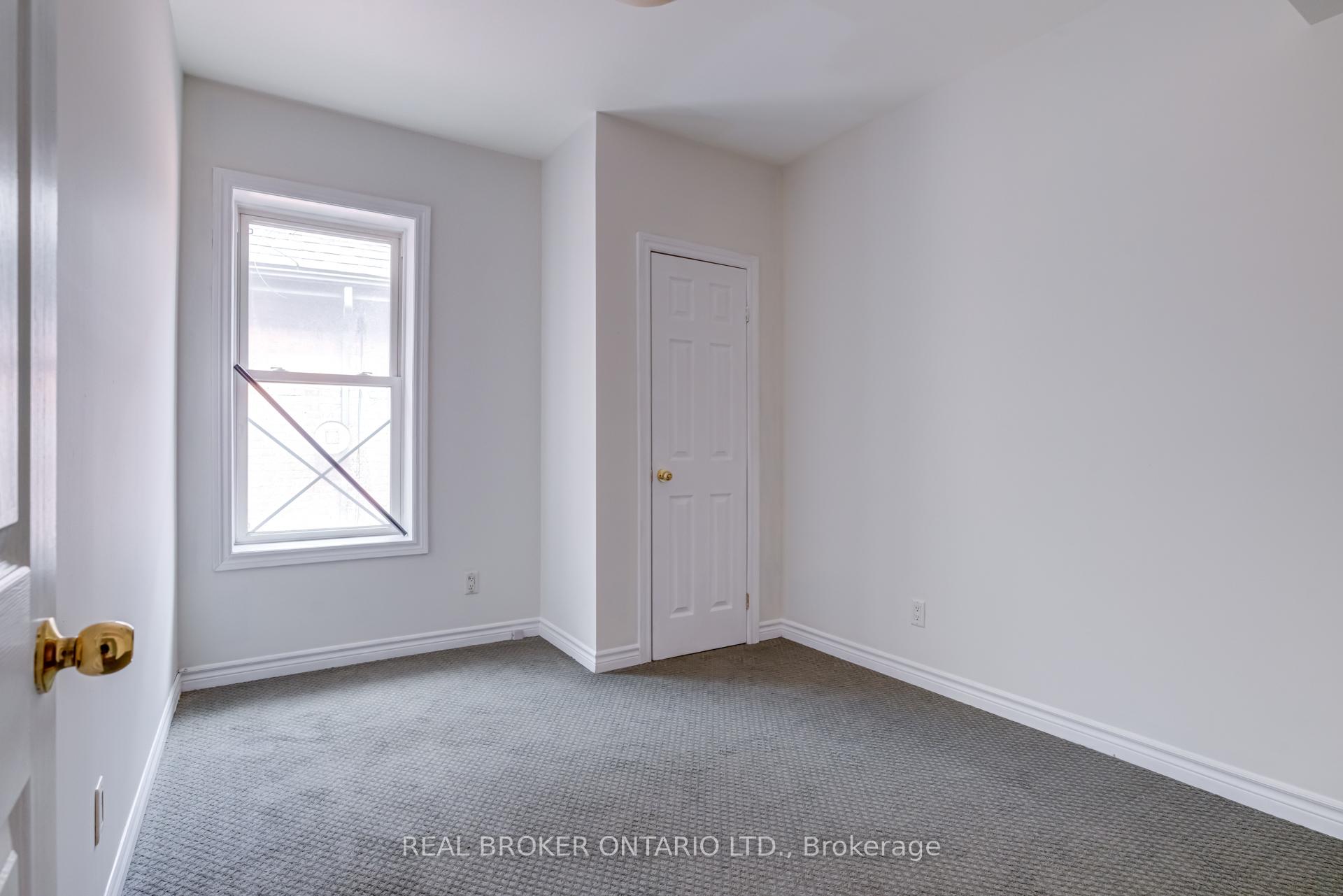Photo 32 of 55 Young Street, Hamilton, Corktown — HOMEH