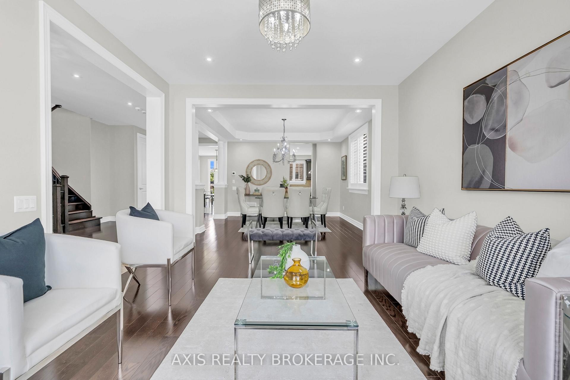 Photo 3 of 48 Kelways Circle, Brampton, Bram East — HOMEH