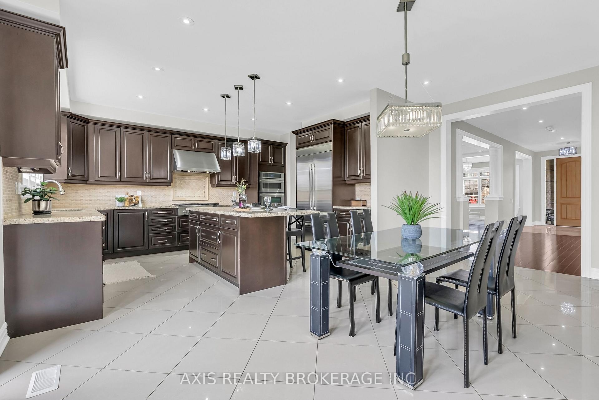 Photo 14 of 48 Kelways Circle, Brampton, Bram East — HOMEH
