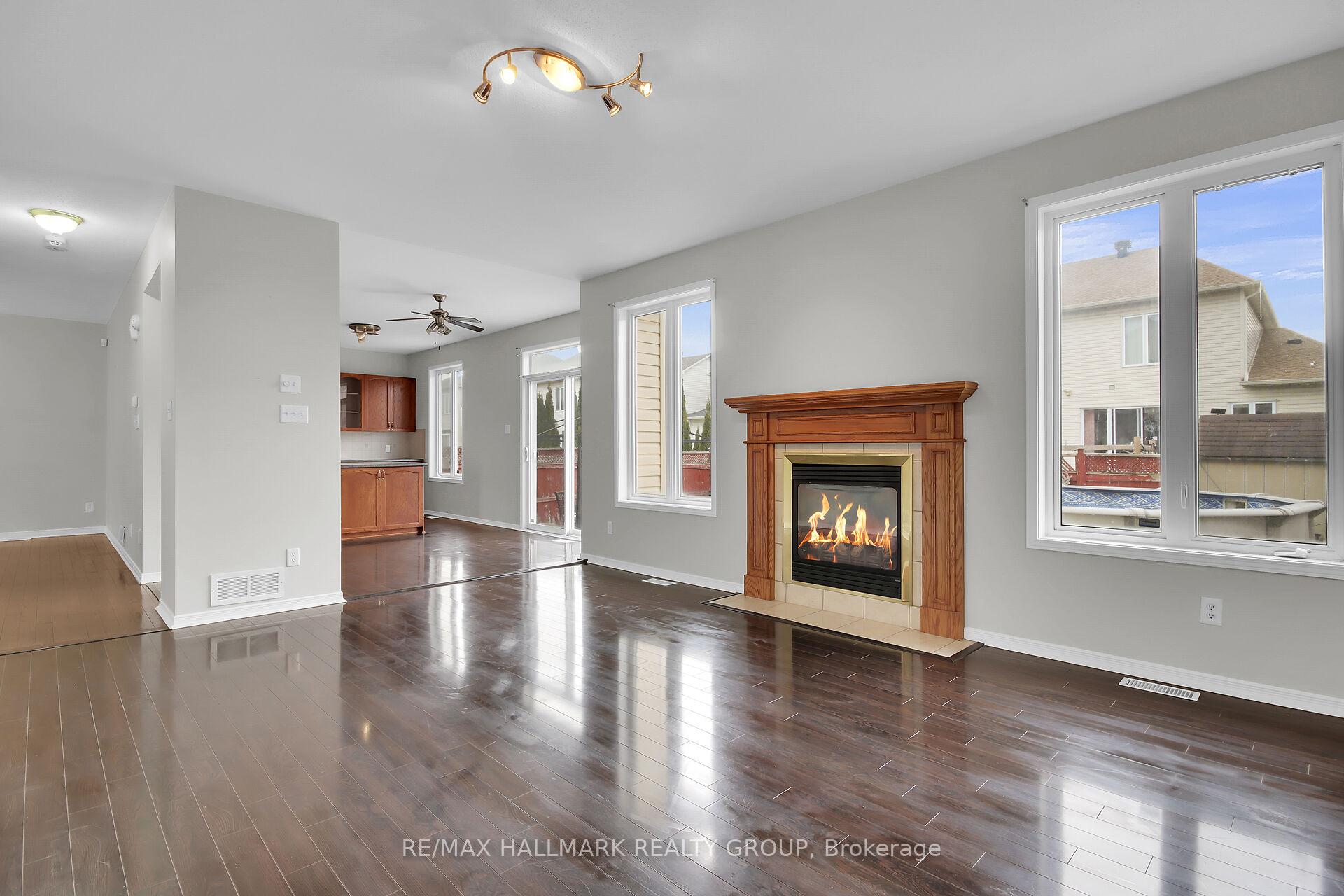 Photo 8 of 714 Clearbrook Drive, Ottawa, Barrhaven - Strandherd — HOMEH