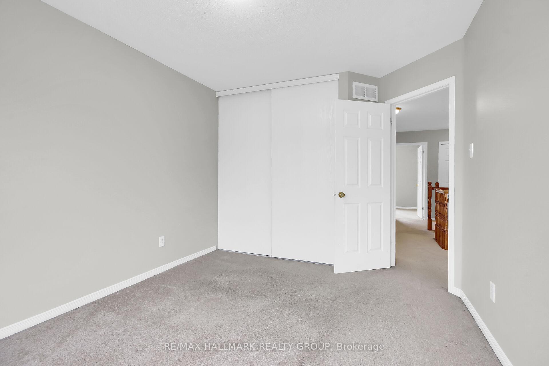 Photo 23 of 714 Clearbrook Drive, Ottawa, Barrhaven - Strandherd — HOMEH